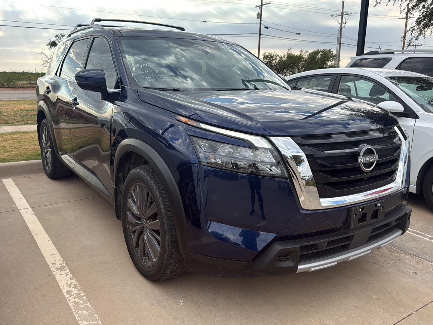 Deep Ocean Blue Pearl 2025 Nissan Pathfinder SUV / Crossover Front-Wheel Drive Automatic