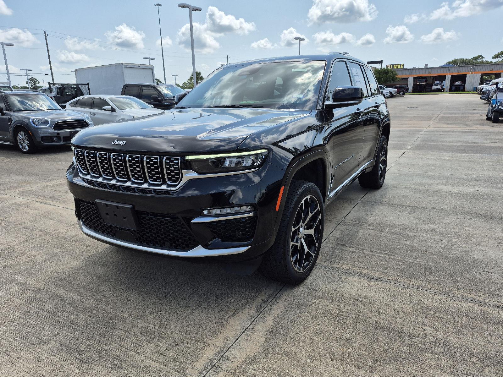 2023 Jeep Grand Cherokee Summit Reserve 4WD