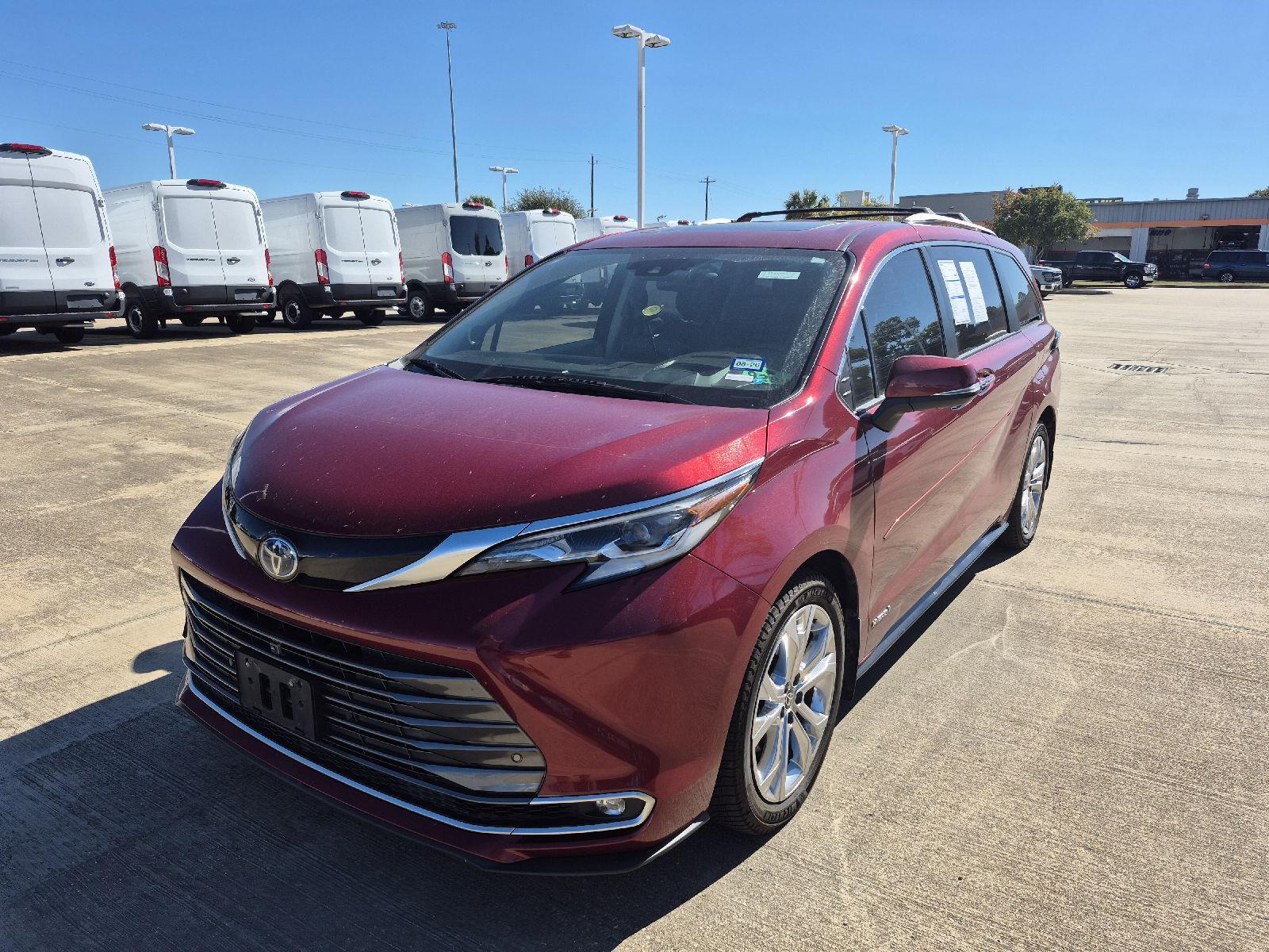 2021 Toyota Sienna Platinum 7-Passenger FWD