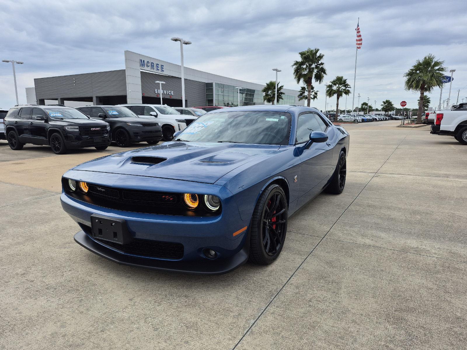 2022 Dodge Challenger R/T Scat Pack RWD