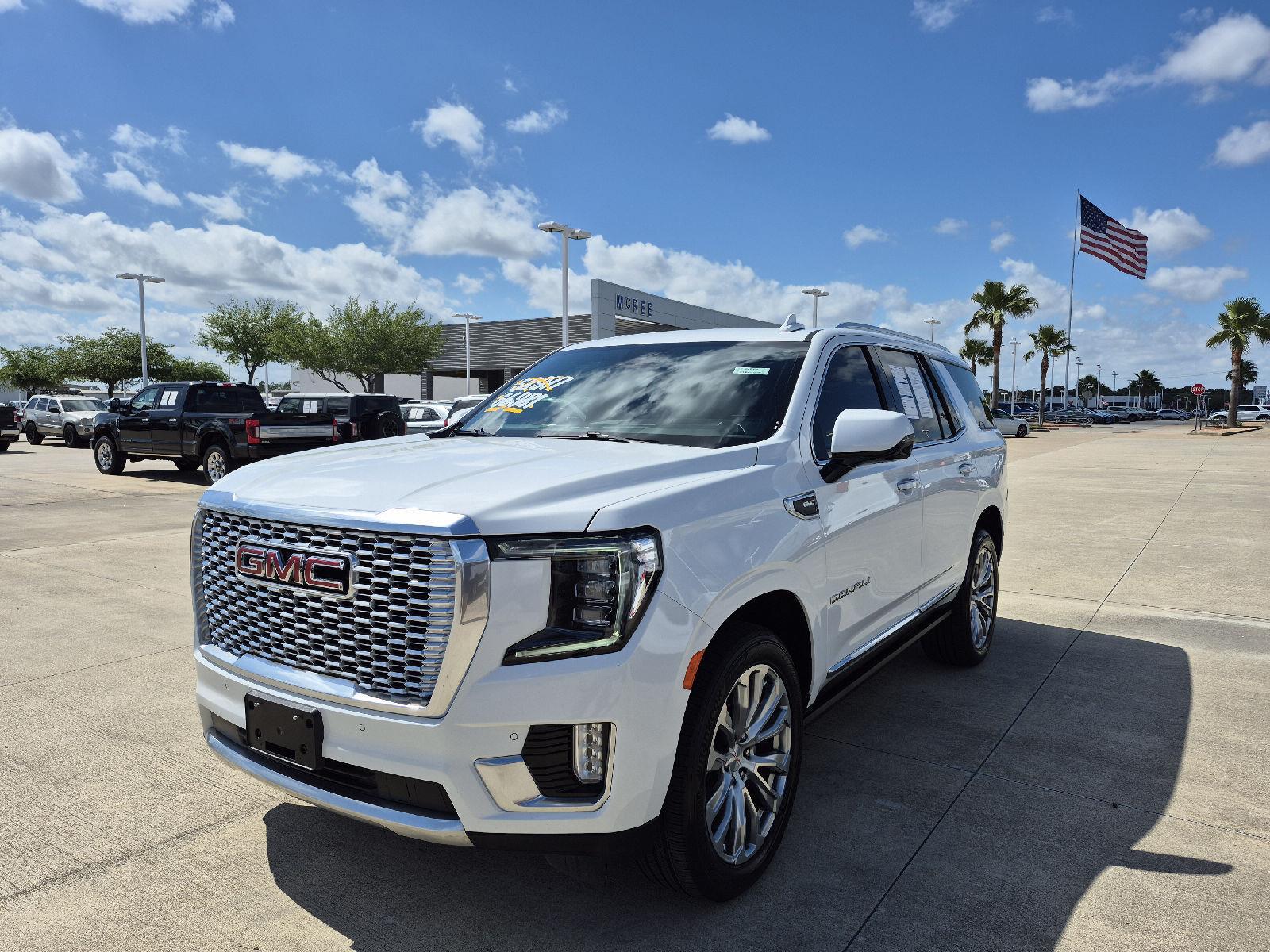 Summit White 2023 GMC Yukon Denali 4WD SUV / Crossover Four-Wheel Drive Automatic