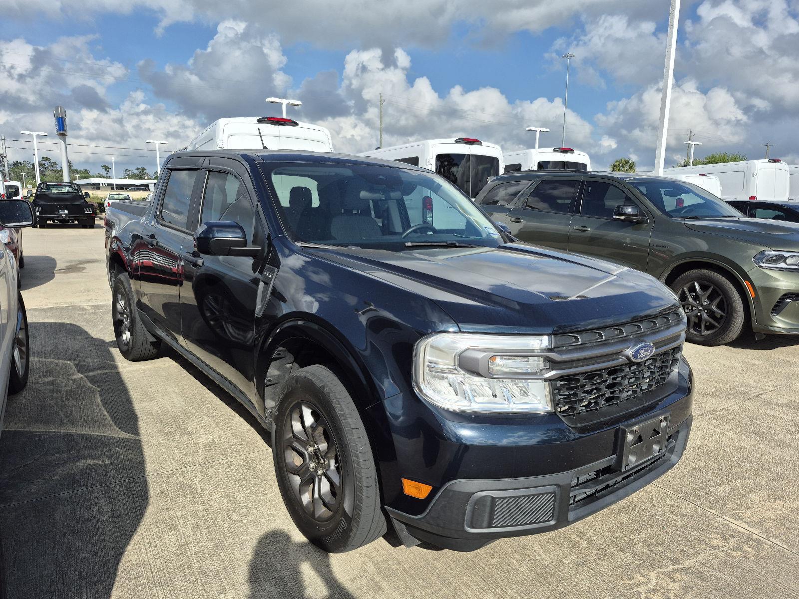 View vehicle photo 2