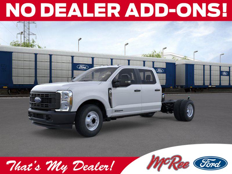2026 Ford F-350 Super Duty Chassis XL Crew Cab DRW RWD
