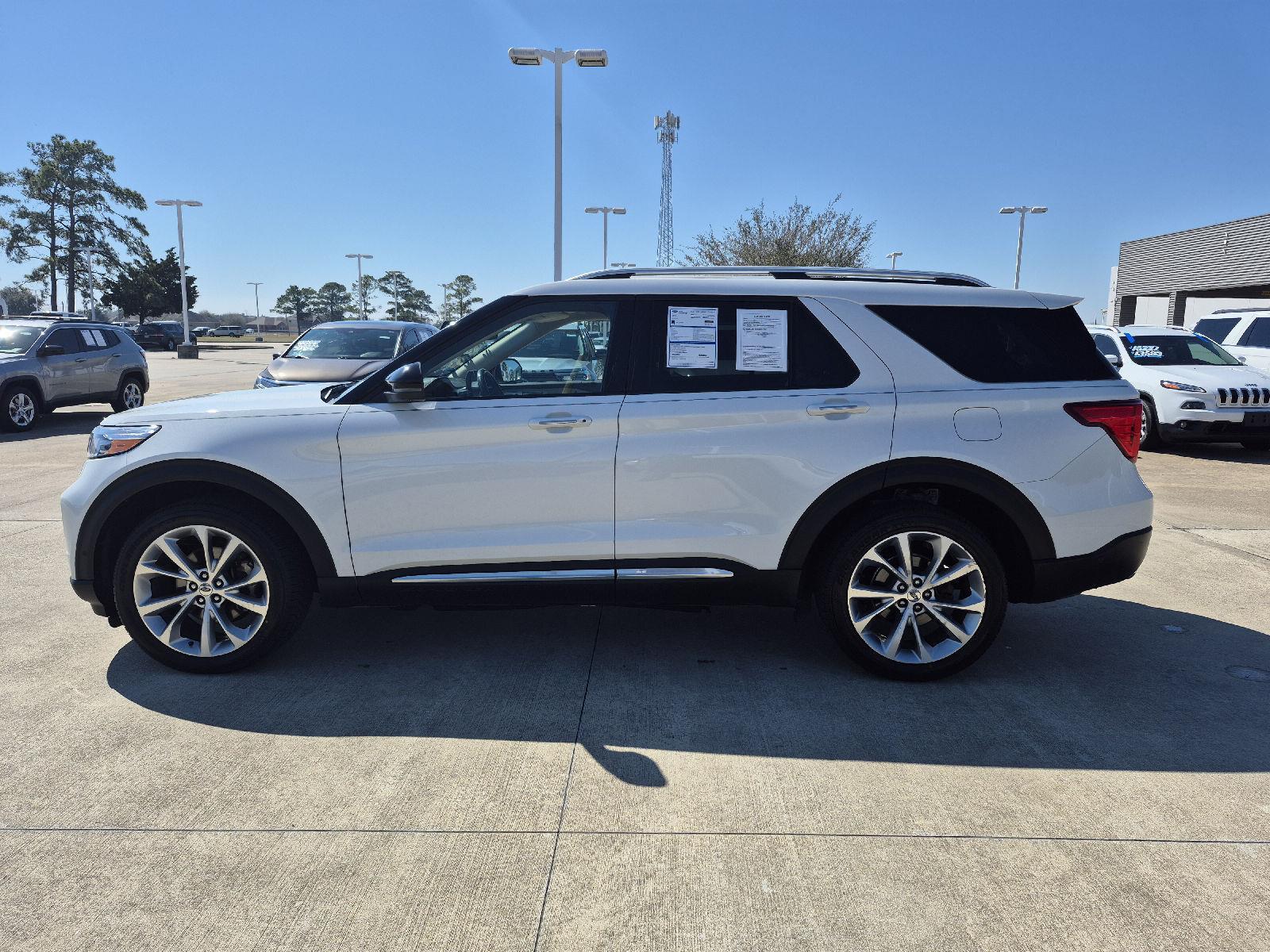 View vehicle photo 7