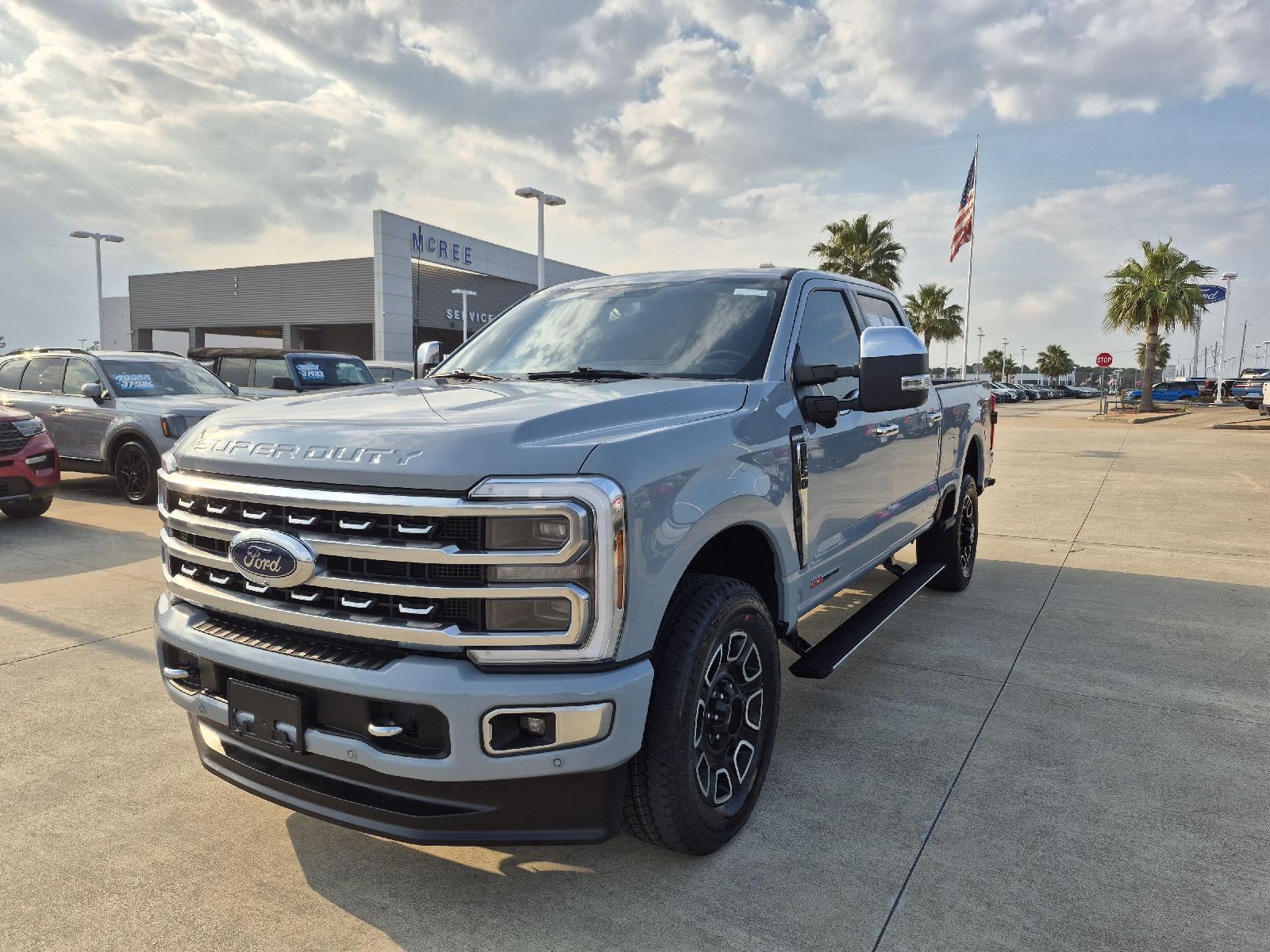 2024 Ford F-250 Super Duty Platinum Crew Cab 4WD