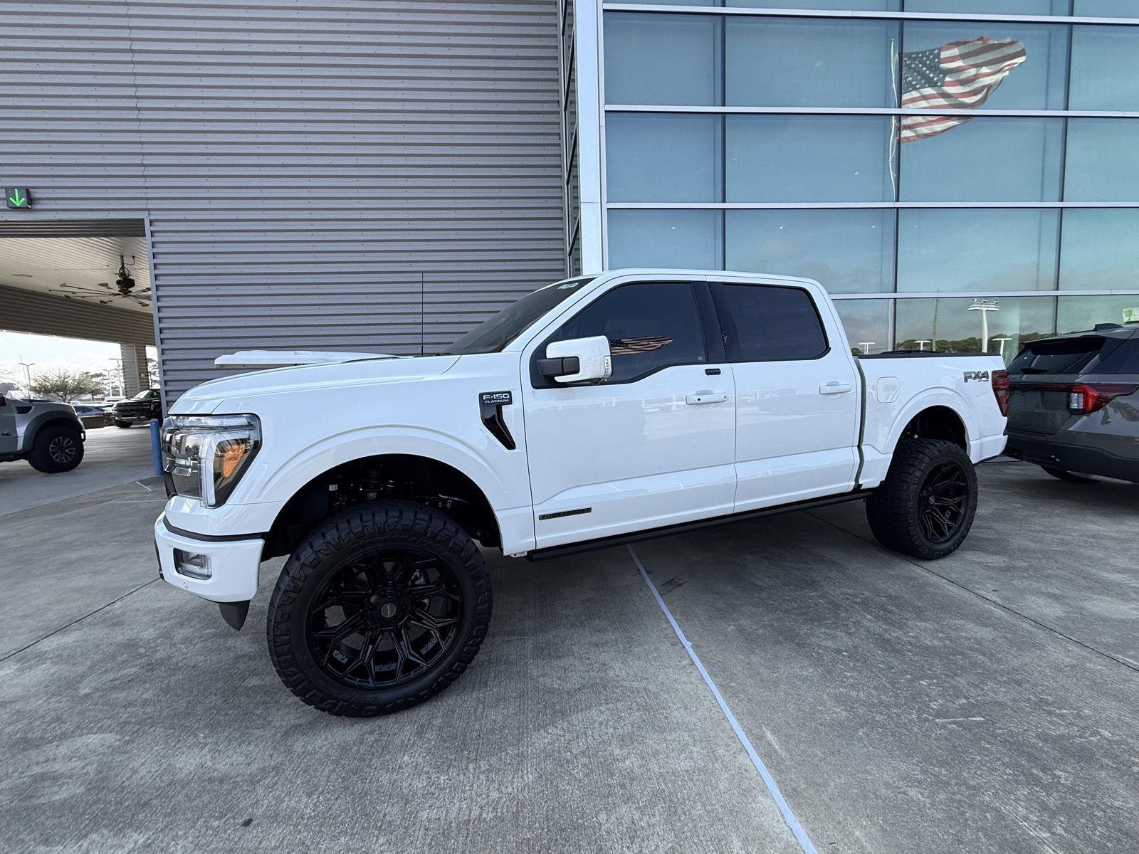 View vehicle photo 4