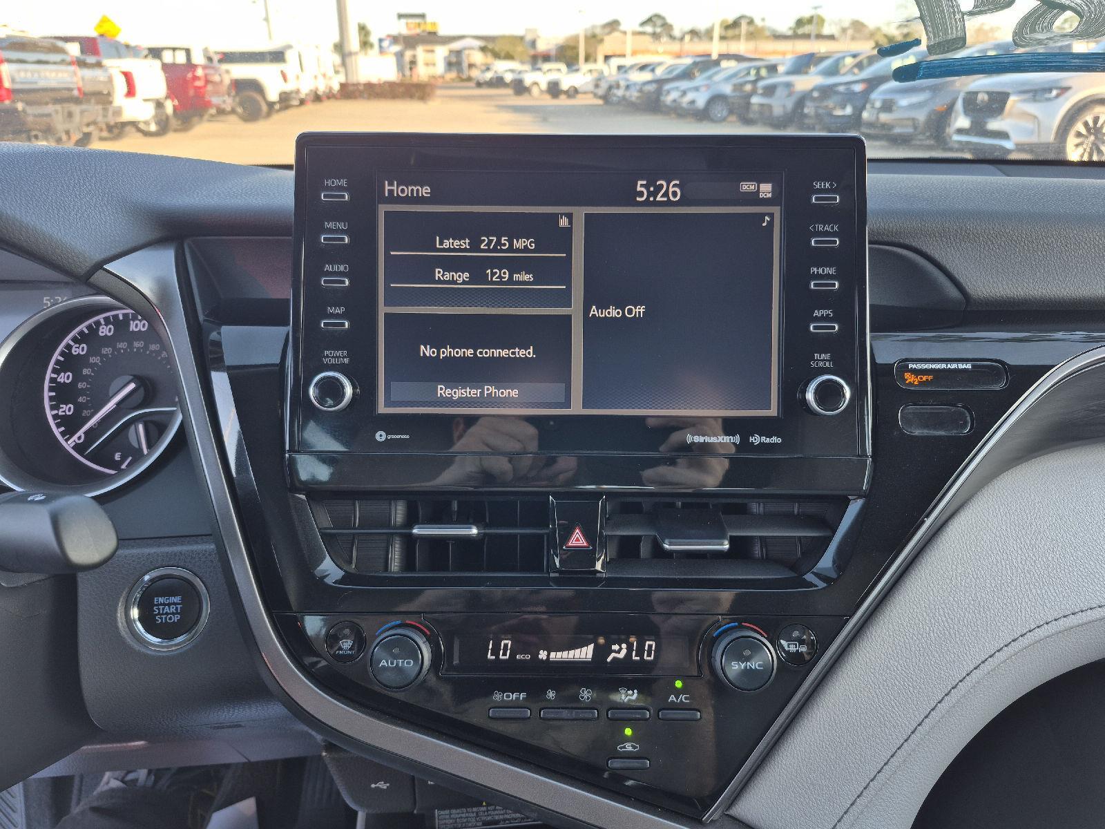 View vehicle photo 3