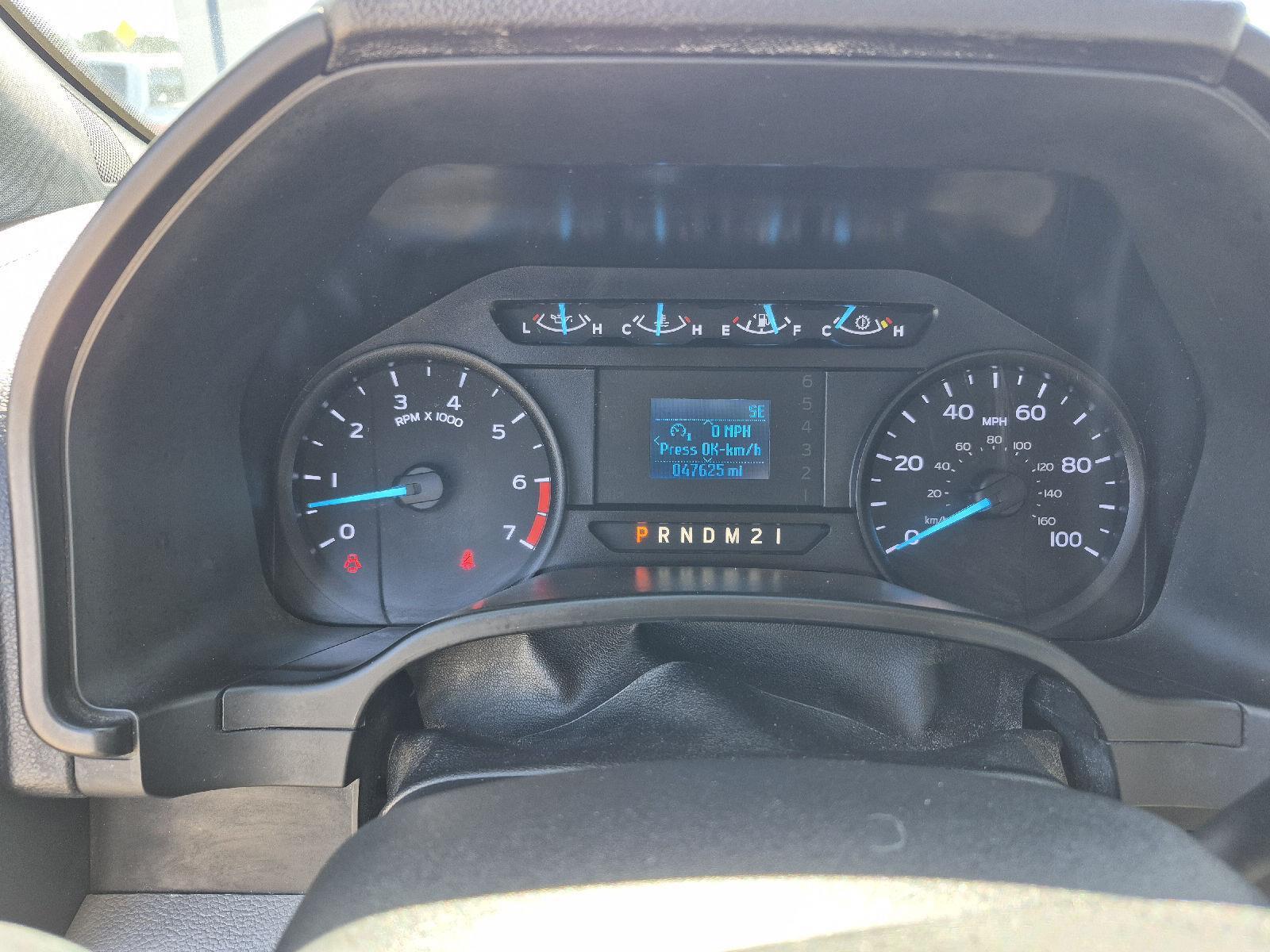 View vehicle photo 4