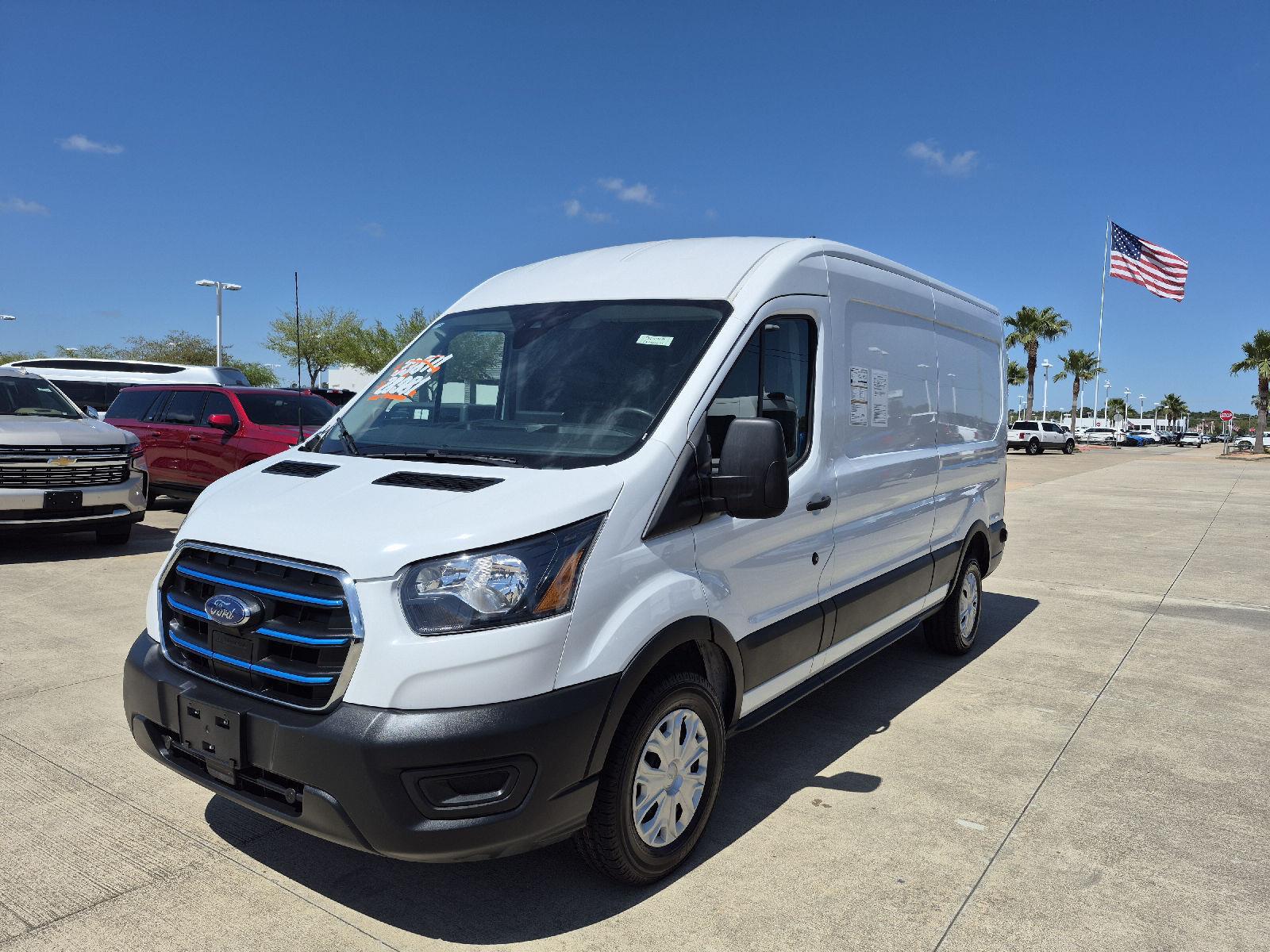 Oxford White 2023 Ford E-Transit 350 Medium Roof RWD Van Rear-Wheel Drive 1-Speed Dual Clutch