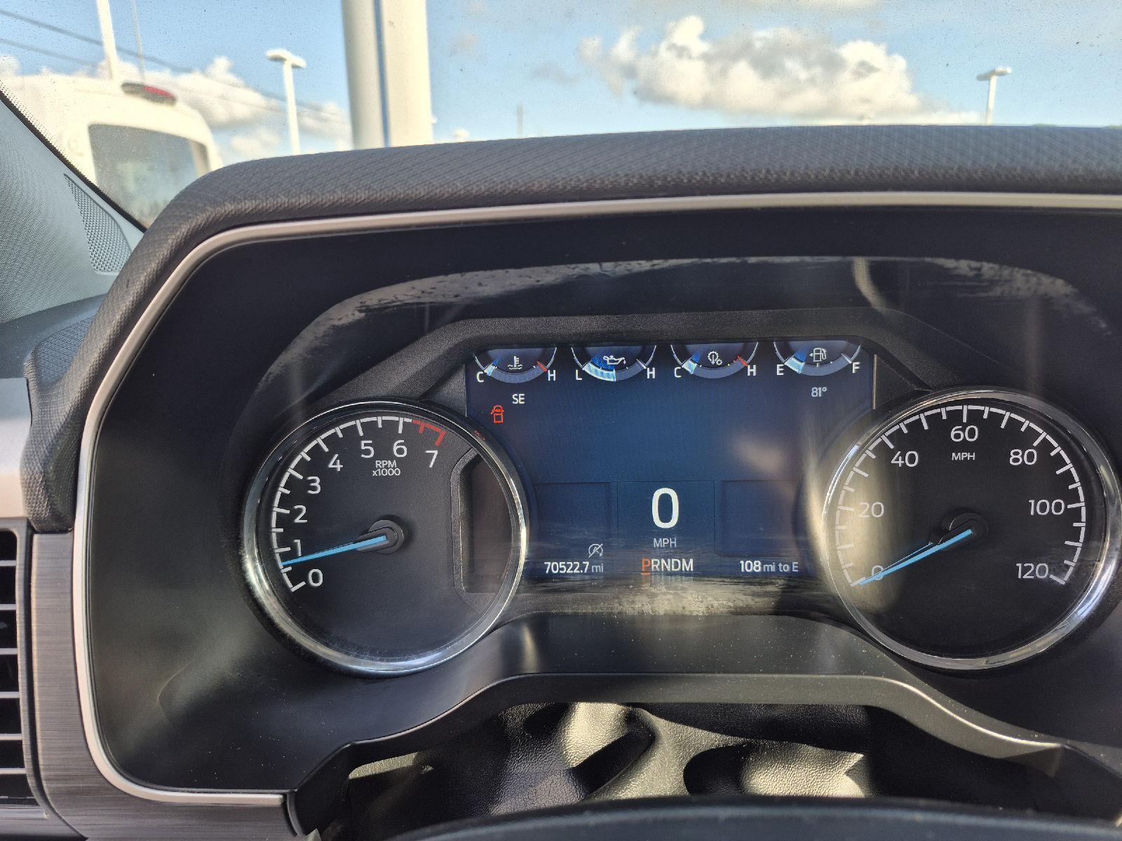 View vehicle photo 5