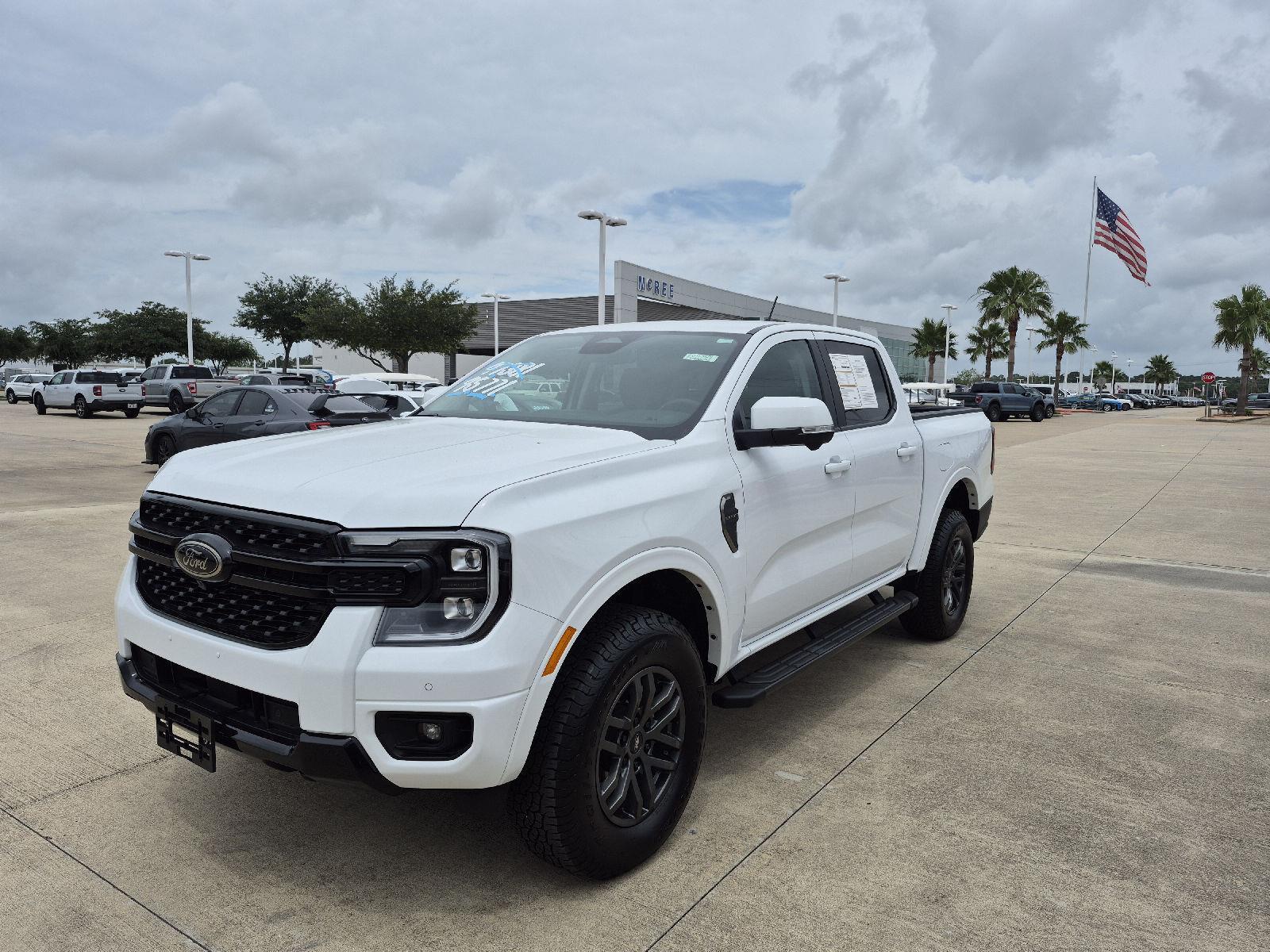 Oxford White 2025 Ford Ranger Lariat SuperCrew 4WD Pickup Truck Four-Wheel Drive Automatic