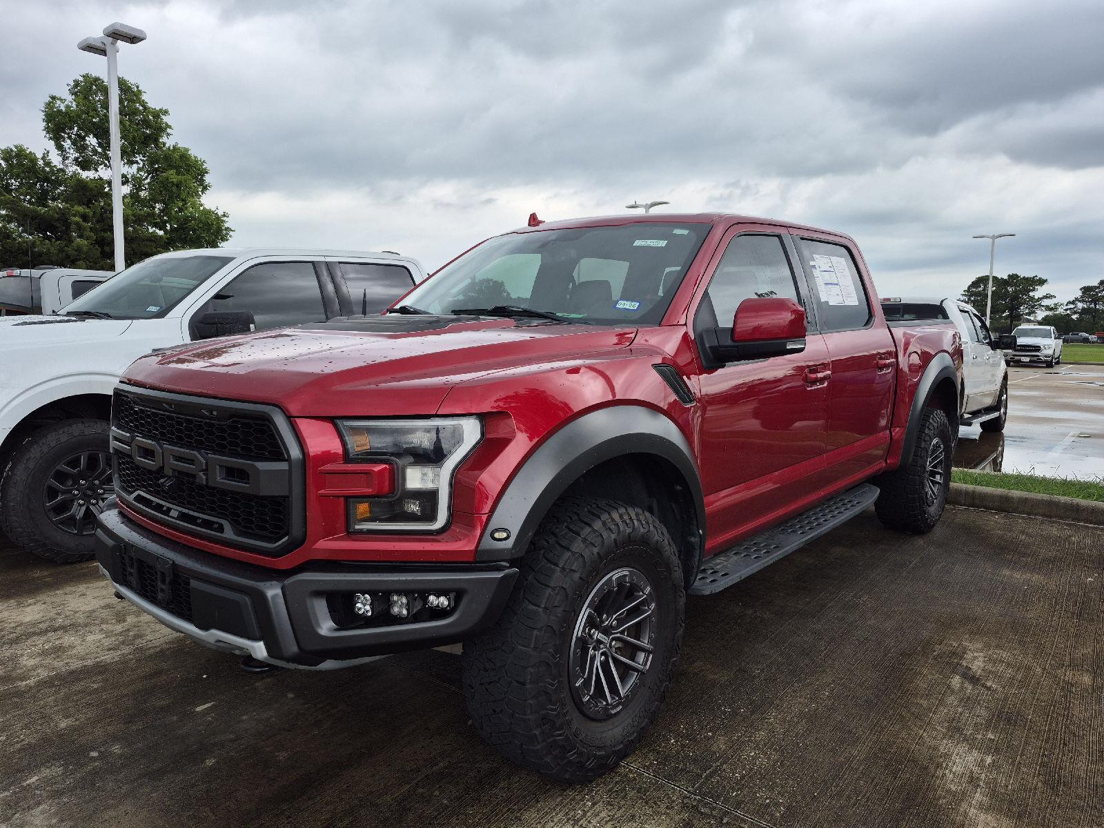 Rapid Red Metallic Tinted Clearcoat 2020 Ford F-150 Raptor SuperCrew 4WD Pickup Truck Four-Wheel Drive Automatic