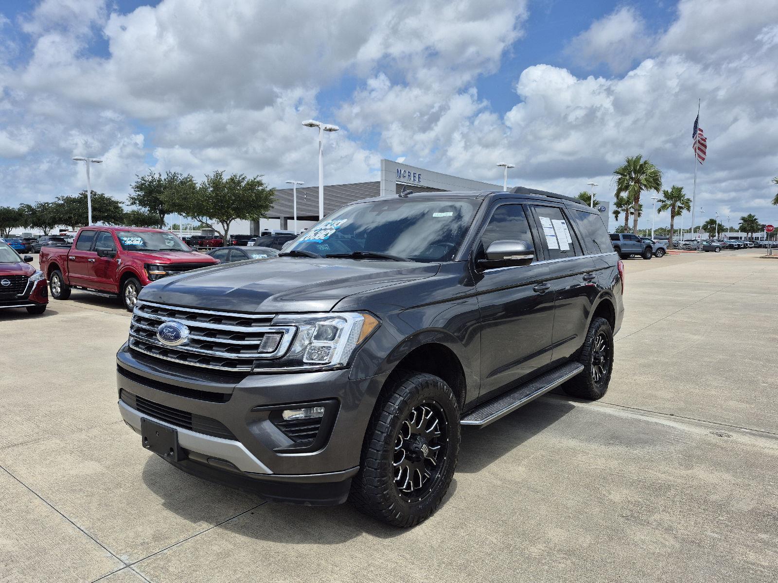 Gray (Magnetic) 2020 Ford Expedition XLT RWD SUV / Crossover 4X2 Automatic