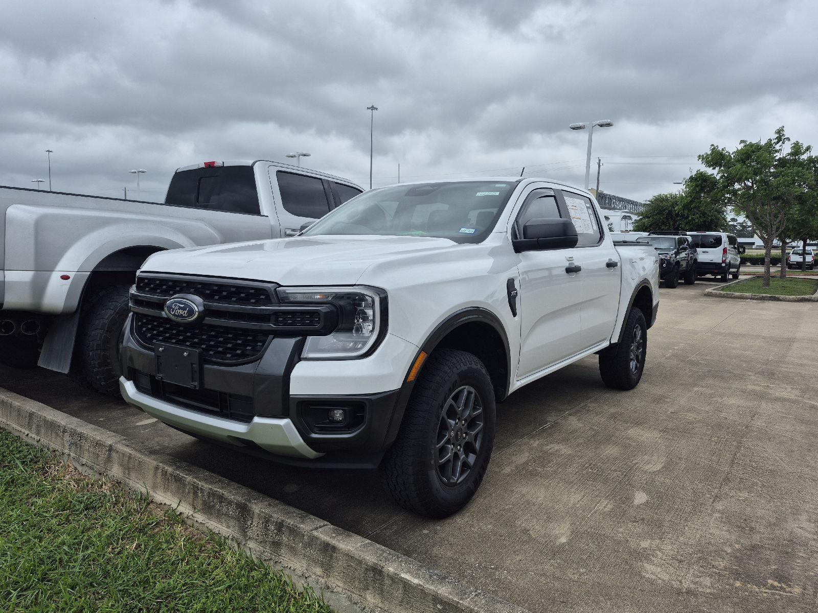 Oxford White 2024 Ford Ranger XLT SuperCrew RWD Pickup Truck 4X2 Automatic