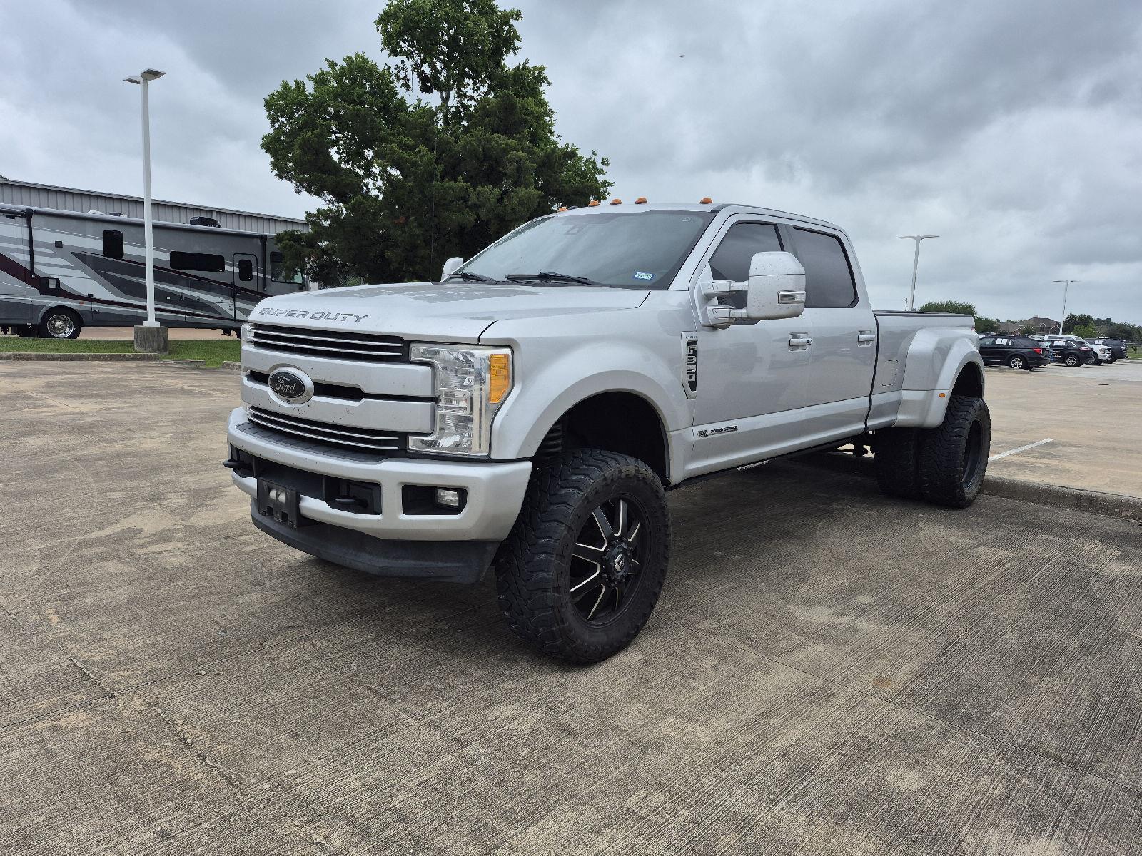 Ingot Silver 2017 Ford F-350 Super Duty Lariat Crew Cab LB DRW 4WD Pickup Truck Four-Wheel Drive 6-Speed Automatic