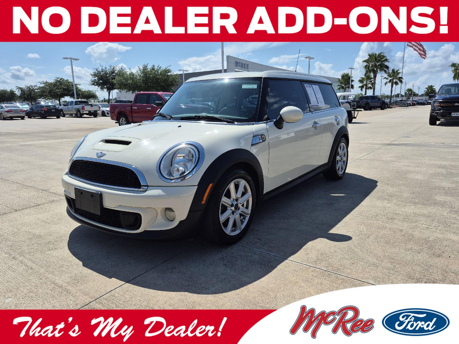 White Silver Metallic 2013 MINI Cooper Clubman Wagon Front-Wheel Drive 6-Speed Manual