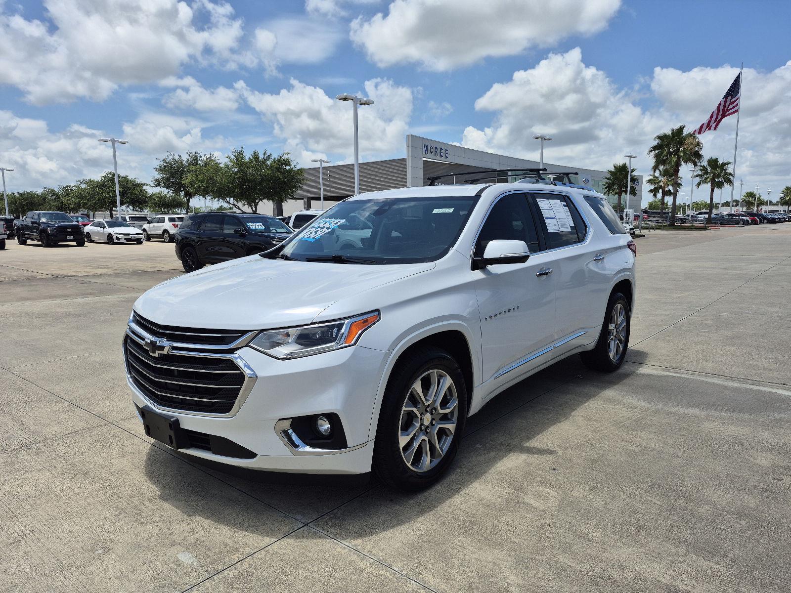 White (Iridescent Pearl Tricoat) 2018 Chevrolet Traverse Premier FWD SUV / Crossover Front-Wheel Drive 9-Speed Automatic