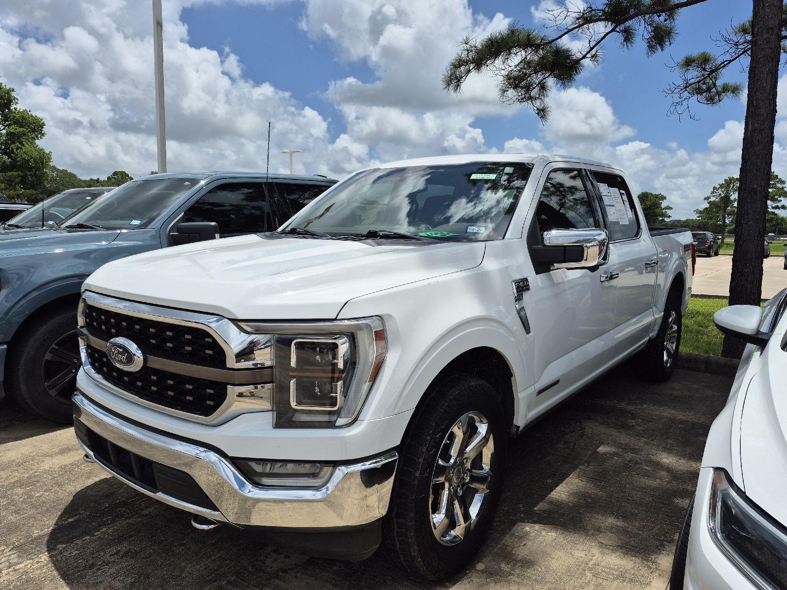 Oxford White 2021 Ford F-150 King Ranch SuperCrew 4WD Pickup Truck Four-Wheel Drive Automatic