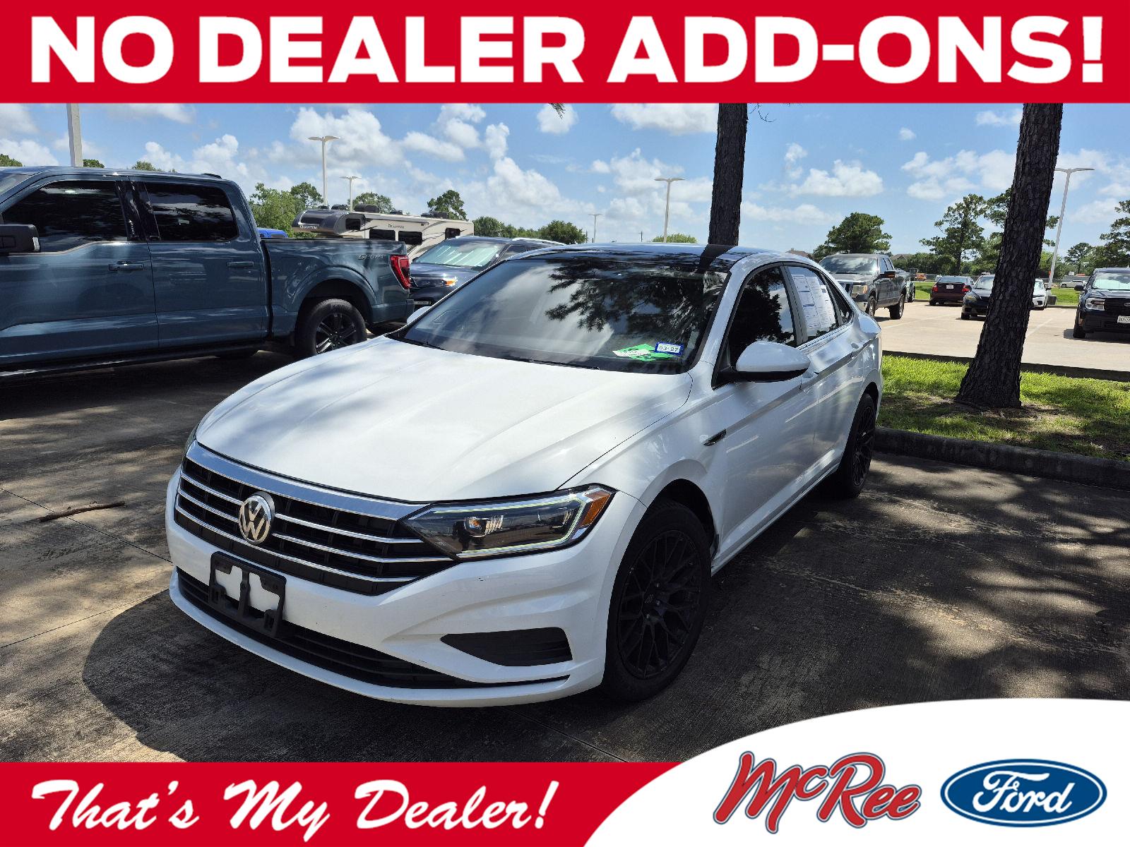 Pure White 2020 Volkswagen Jetta Sedan Front-Wheel Drive Automatic