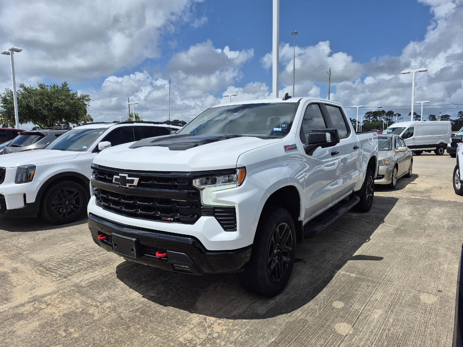 2026 Chevrolet Silverado 1500 LT Trail Boss Crew Cab 4WD
