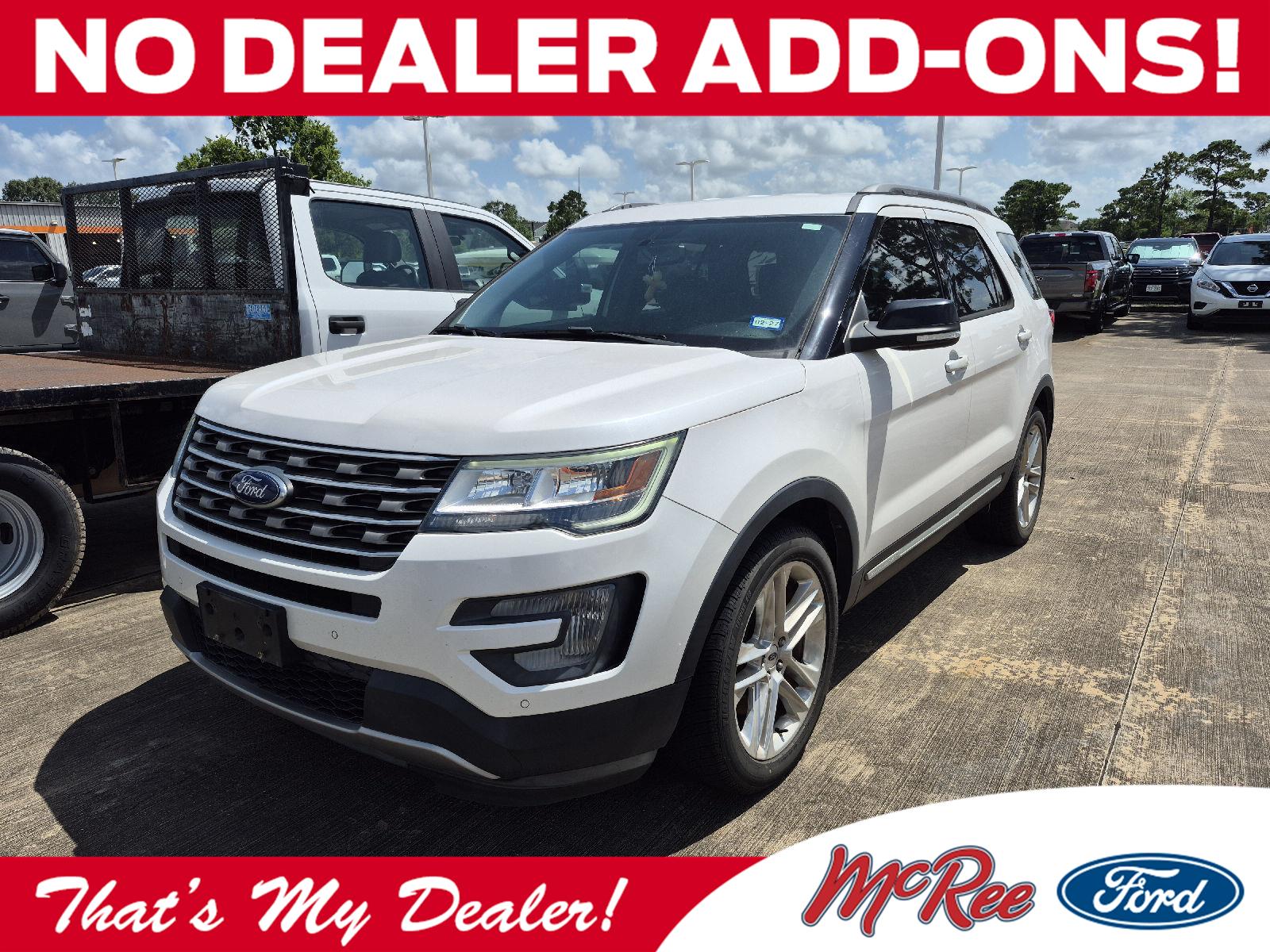 White Platinum Metallic Tri-Coat 2017 Ford Explorer SUV / Crossover Front-Wheel Drive 6-Speed Automatic