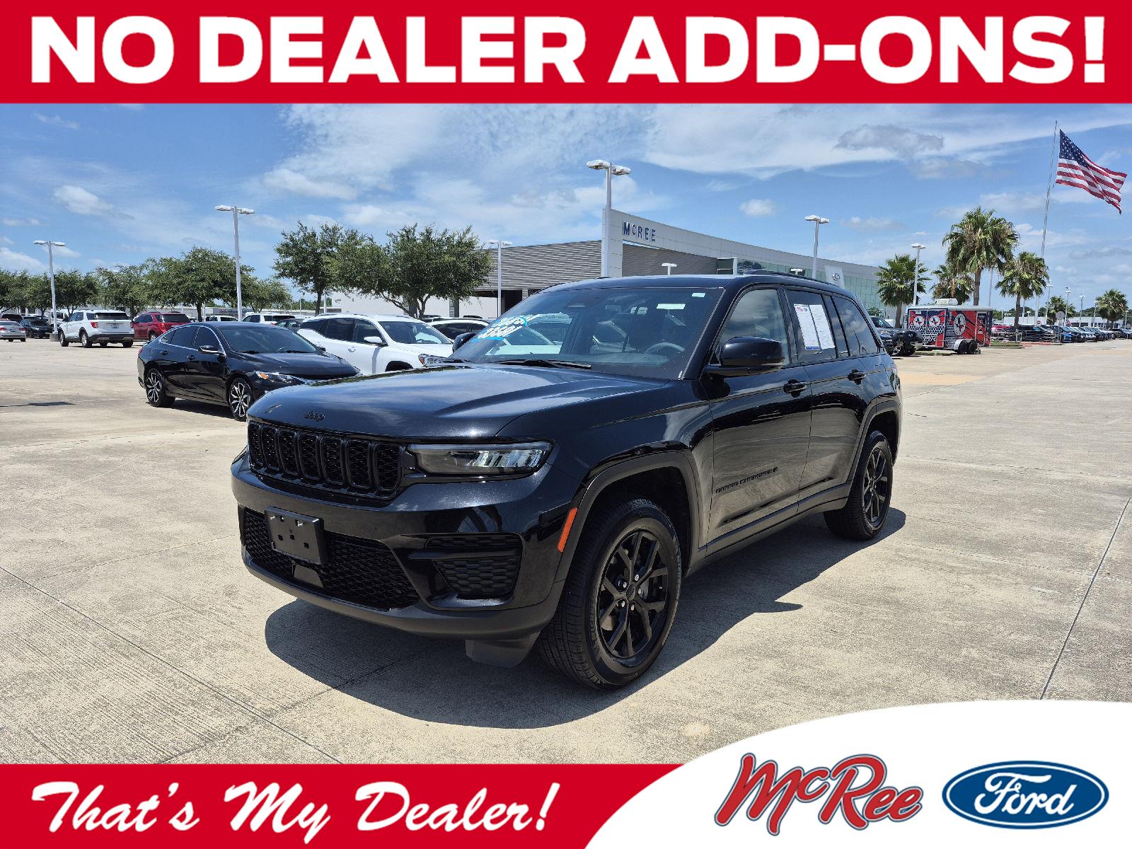 Diamond Black Crystal Pearlcoat 2025 Jeep Grand Cherokee SUV / Crossover 4X2 8-Speed Automatic