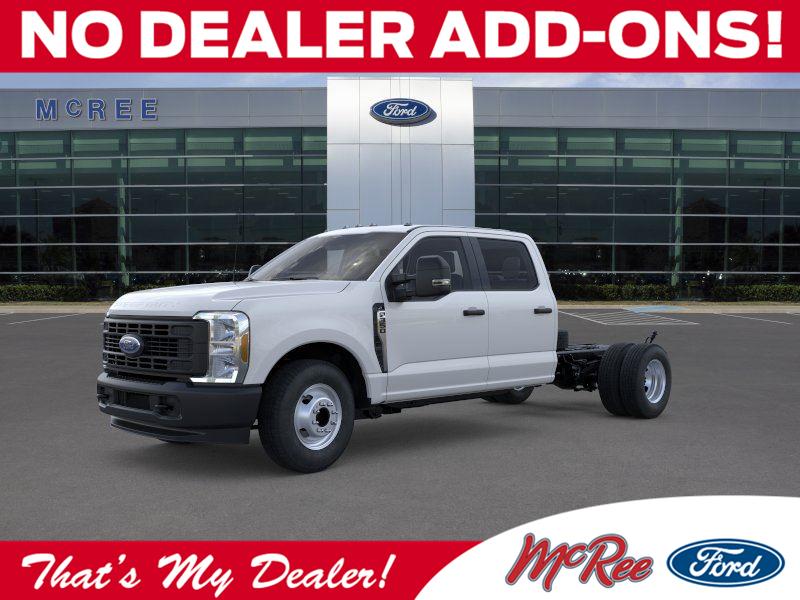 Oxford White 2026 Ford F-350 Super Duty Chassis Pickup Truck 4X2 Automatic
