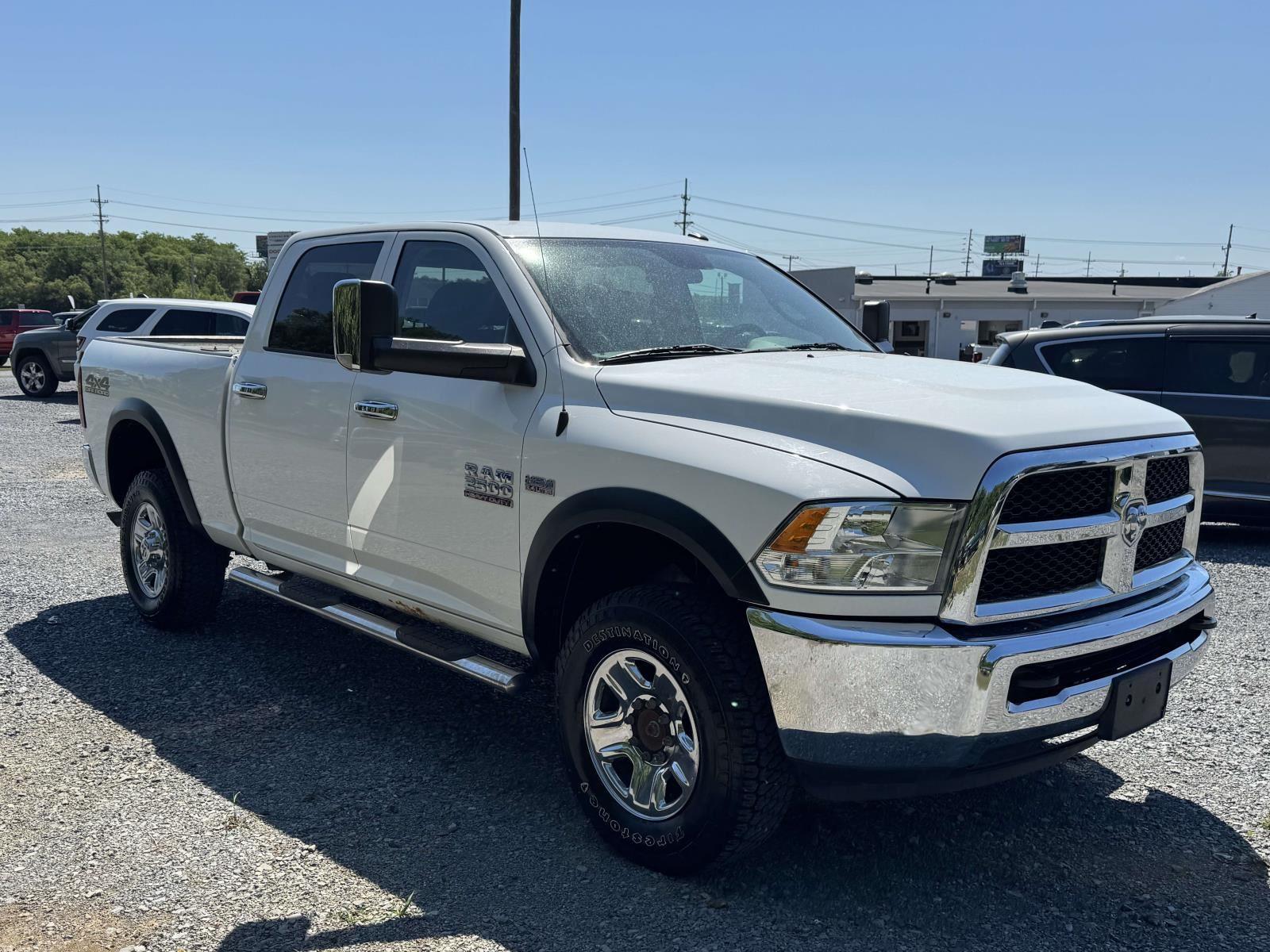Bright White Clearcoat 2018 RAM 2500 Tradesman Crew Cab 4WD Pickup Truck Four-Wheel Drive 6-Speed Automatic