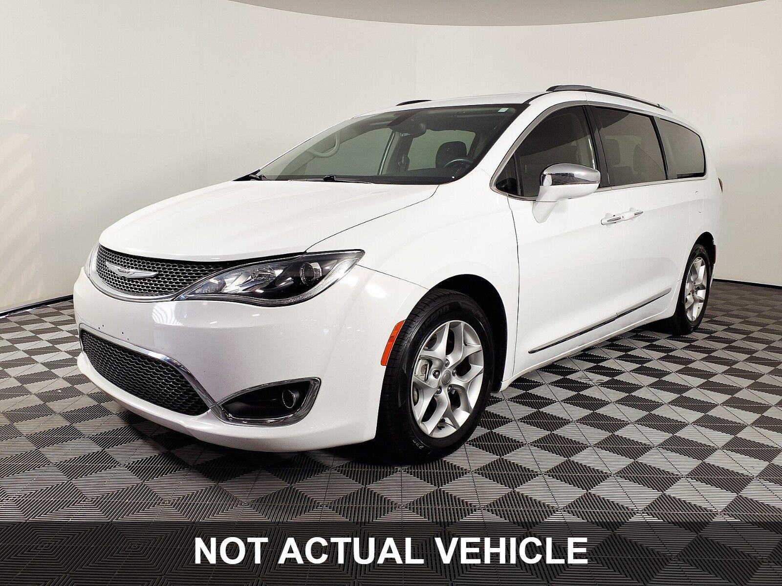 Luxury White Pearlcoat 2020 Chrysler Pacifica Minivan Front-Wheel Drive 9-Speed Automatic