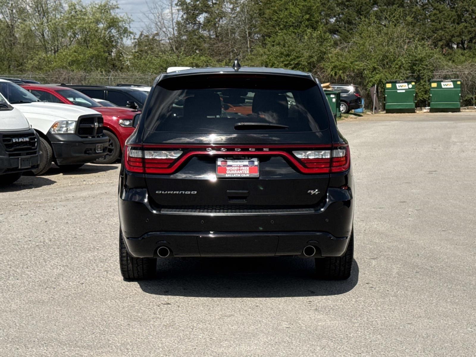 View vehicle photo 6