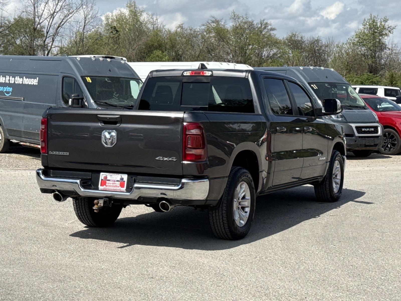 View vehicle photo 5