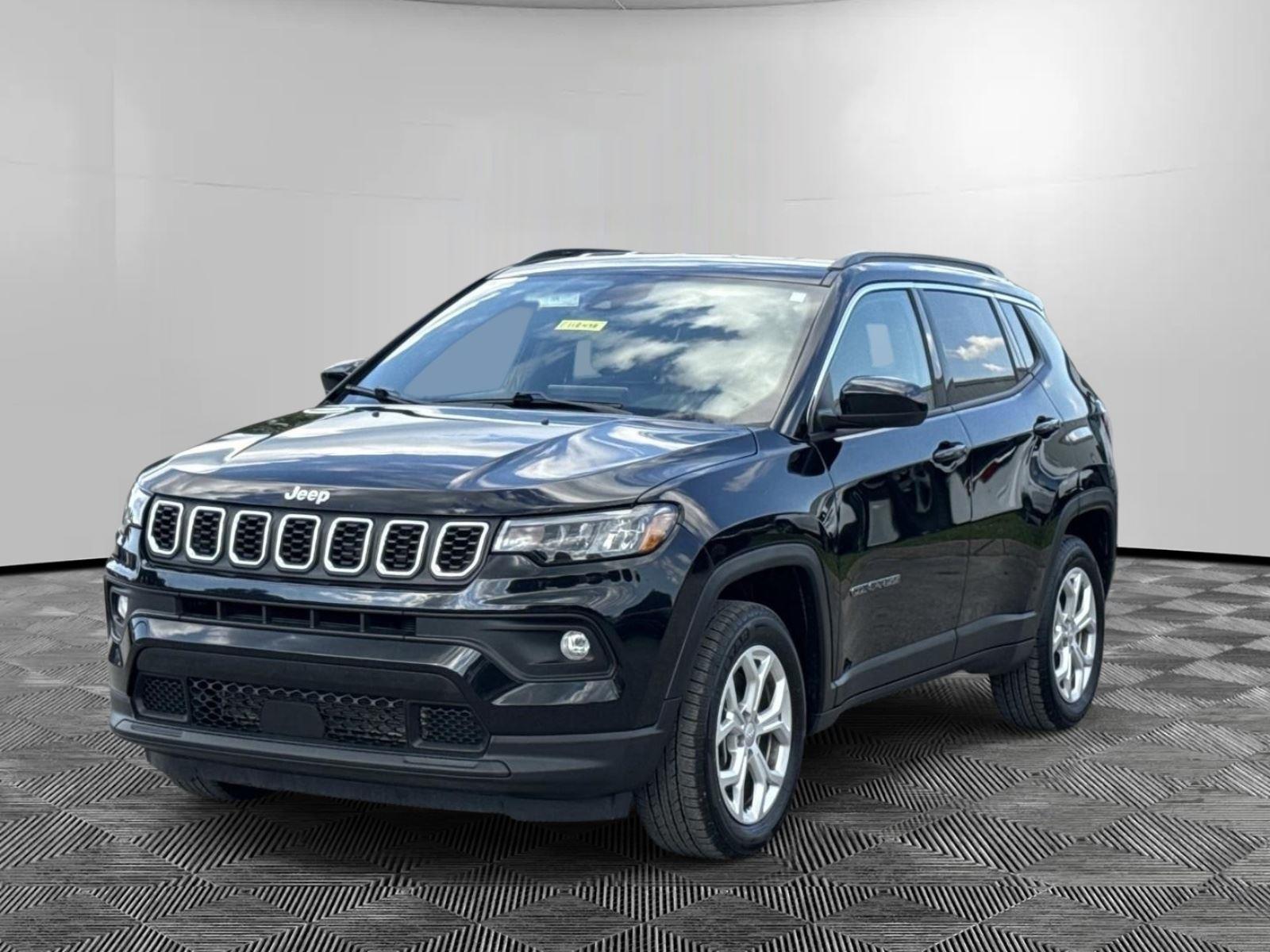 Diamond Black Crystal Pearlcoat 2024 Jeep Compass SUV / Crossover Four-Wheel Drive 8-Speed Automatic