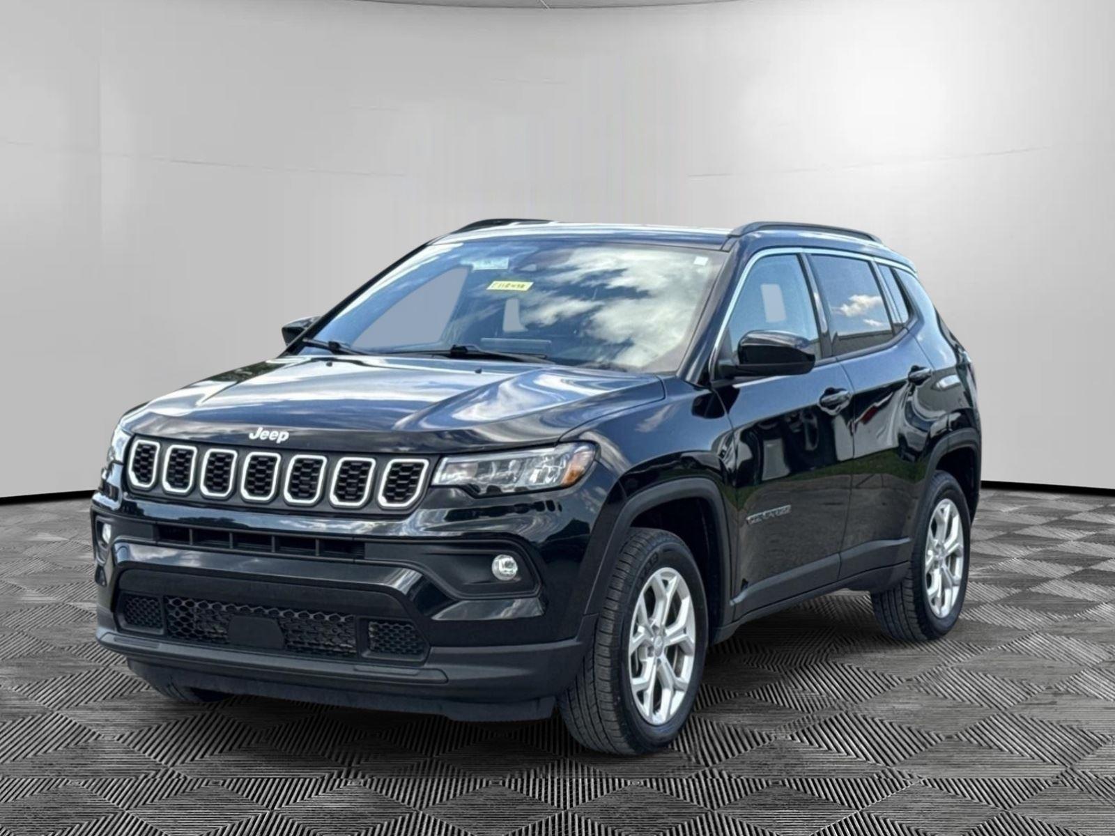 Diamond Black Crystal Pearlcoat 2024 Jeep Compass SUV / Crossover Four-Wheel Drive 8-Speed Automatic