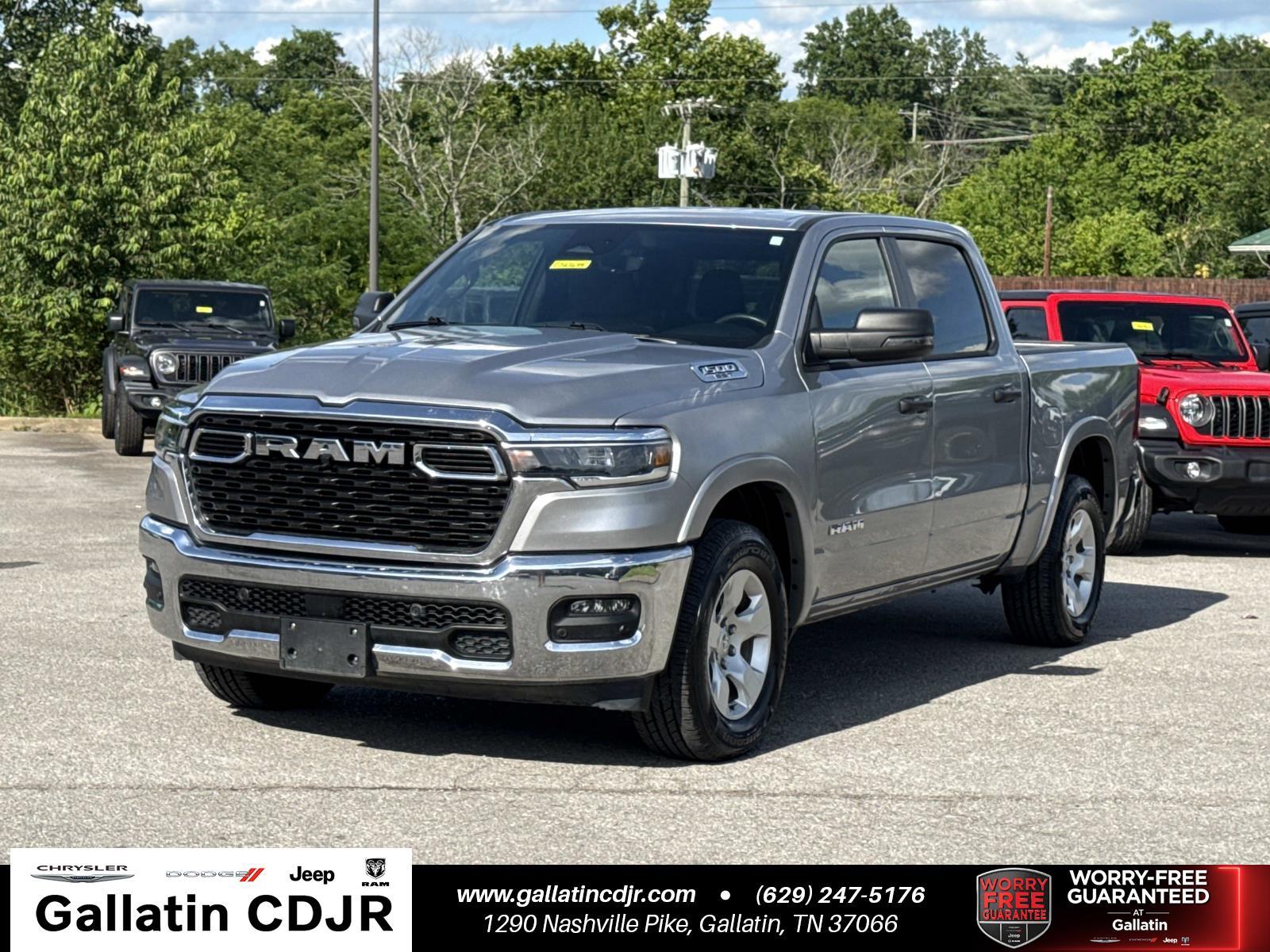 Billet Silver Metallic Clearcoat 2025 RAM 1500 Pickup Truck Four-Wheel Drive 8-Speed Automatic