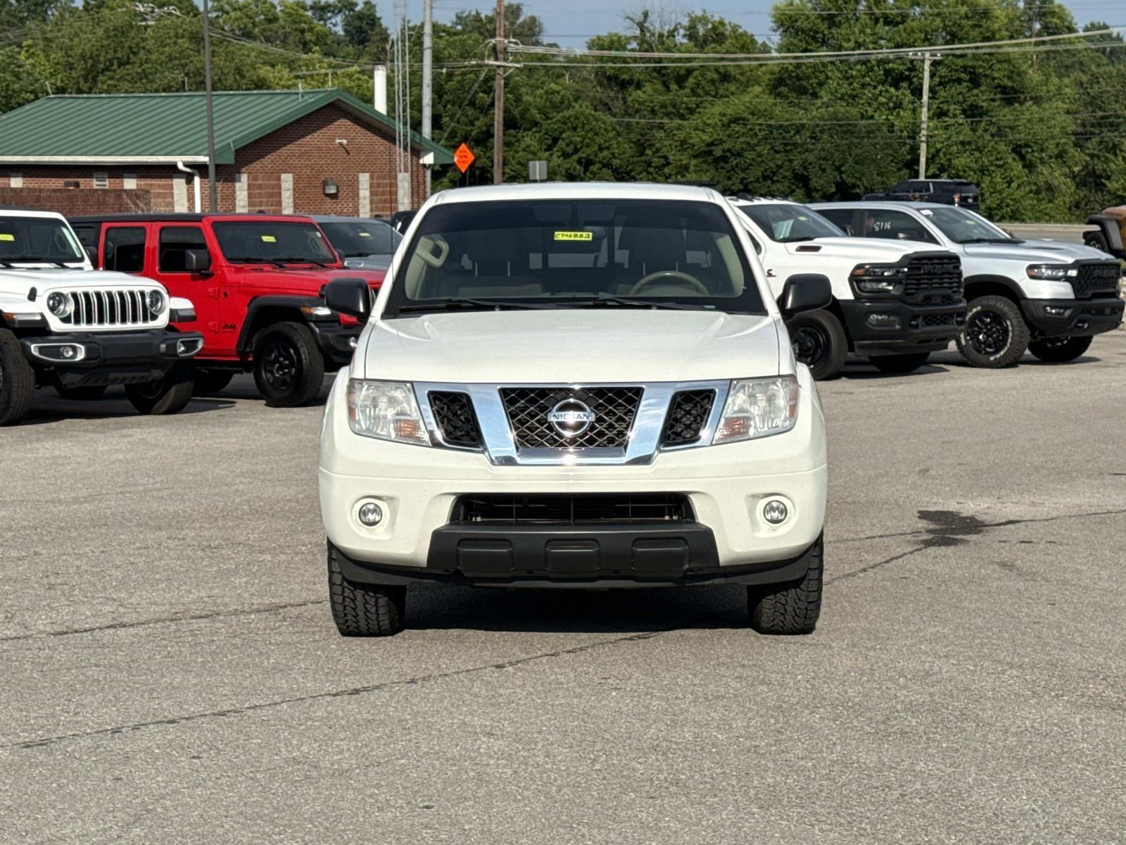 View vehicle photo 2