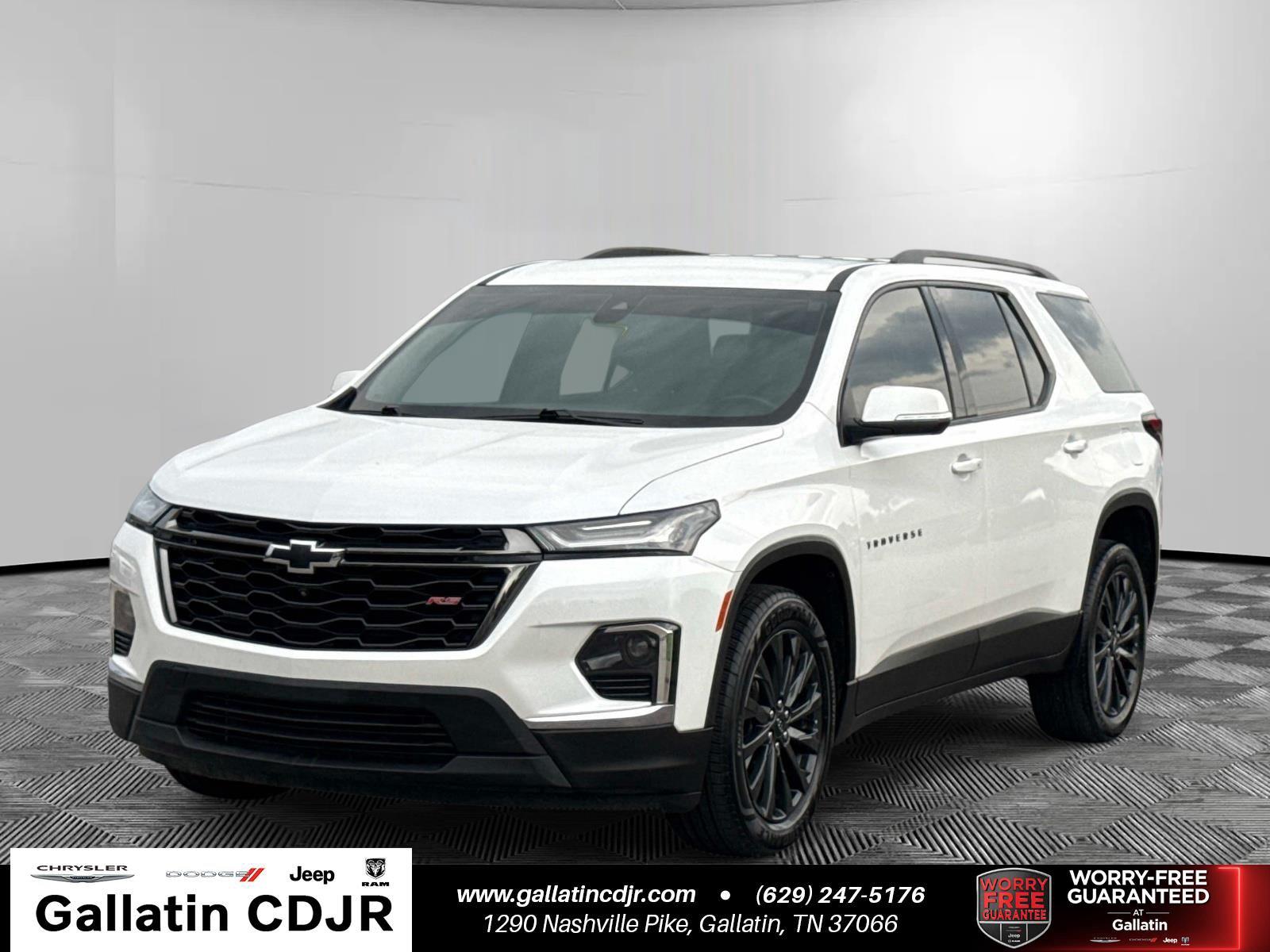 White (Iridescent Pearl Tricoat) 2023 Chevrolet Traverse SUV / Crossover Front-Wheel Drive 9-Speed Automatic
