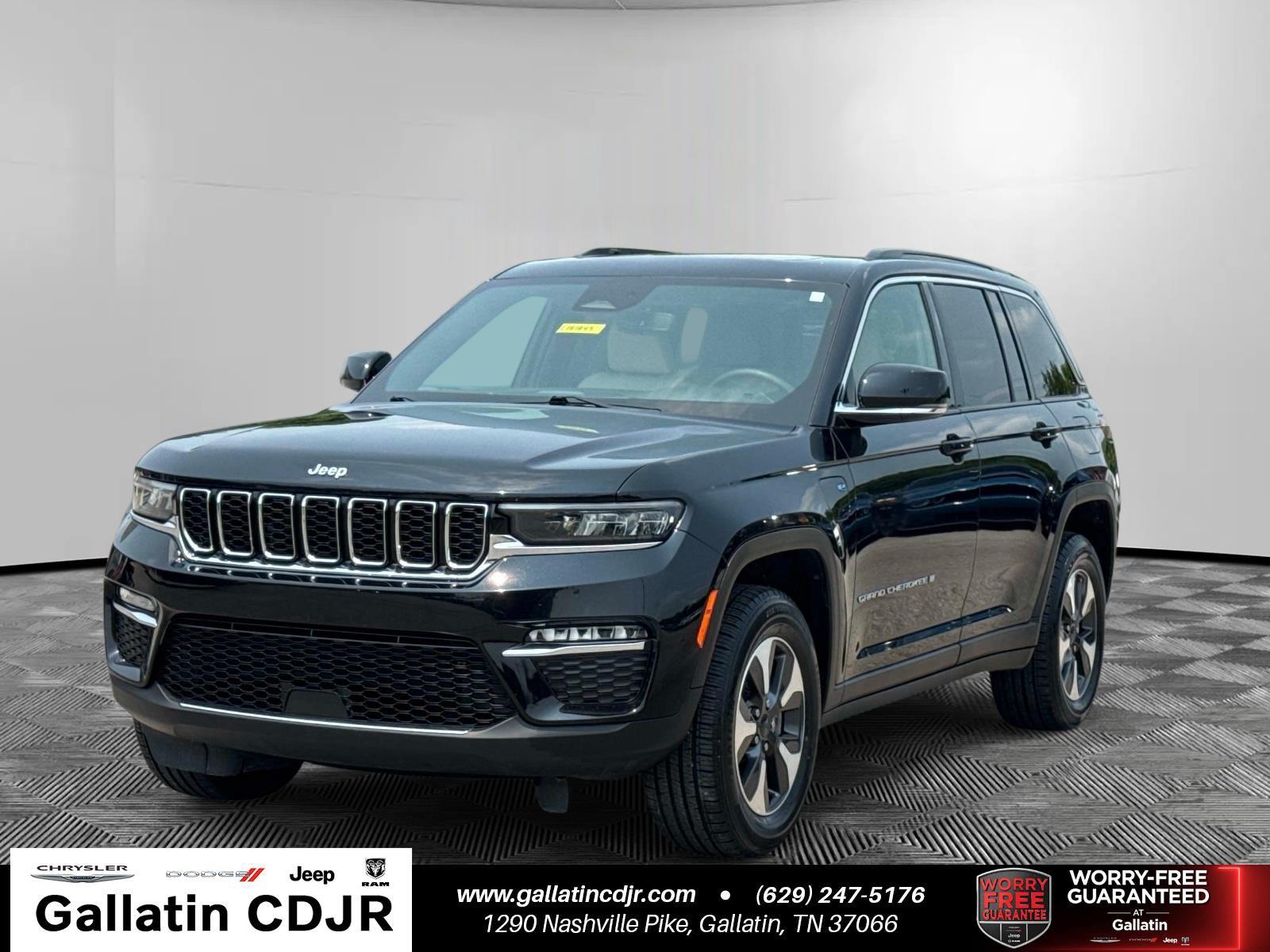 Diamond Black Crystal Pearlcoat 2024 Jeep Grand Cherokee 4xe SUV / Crossover Four-Wheel Drive 8-Speed Automatic