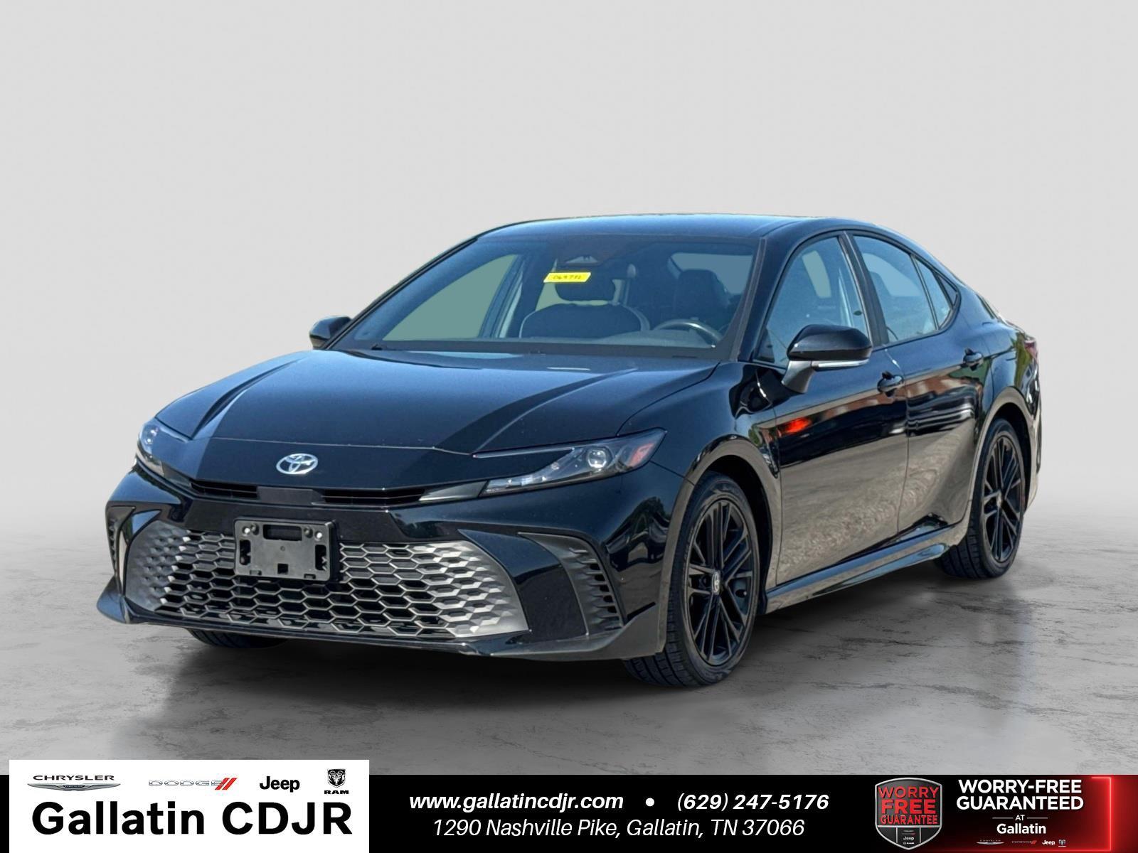 Black 2025 Toyota Camry Sedan Front-Wheel Drive 8-Speed Automatic