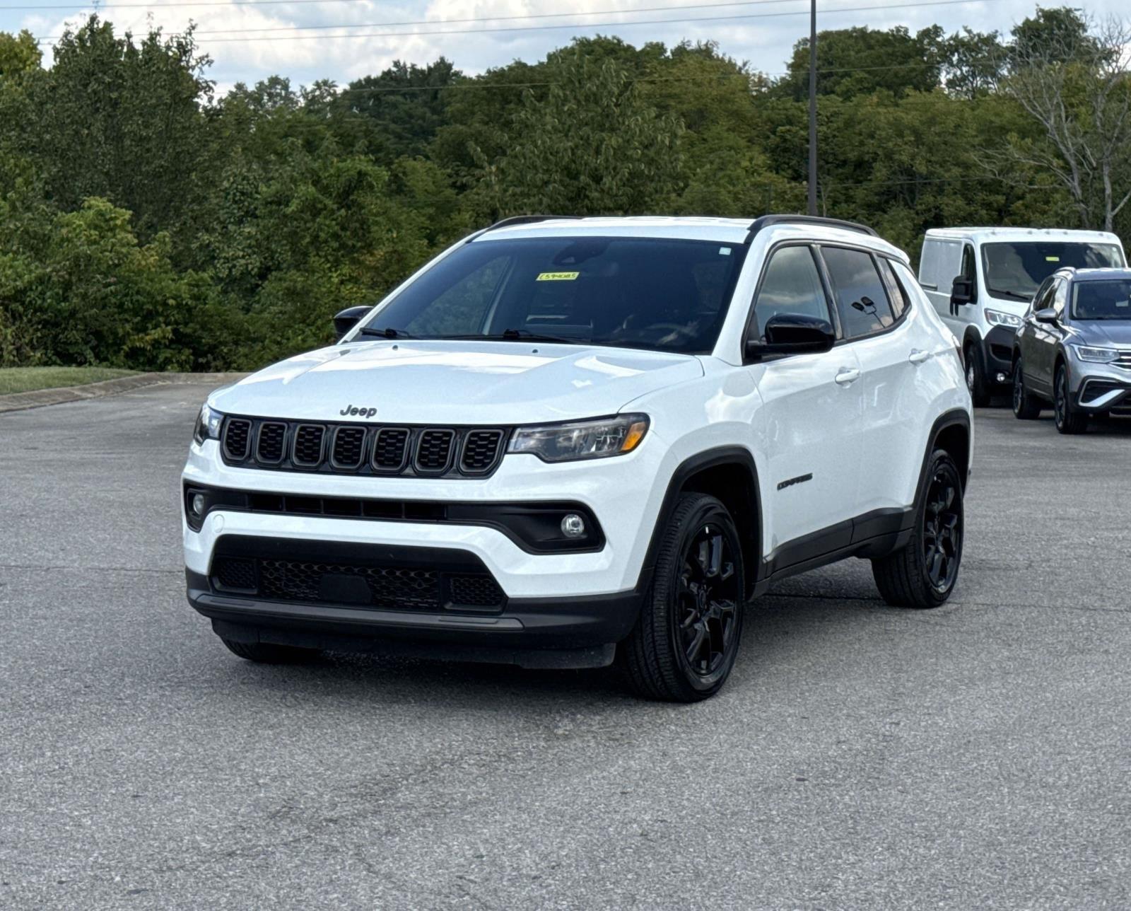 Bright White Clearcoat 2025 Jeep Compass SUV / Crossover Four-Wheel Drive 8-Speed Automatic