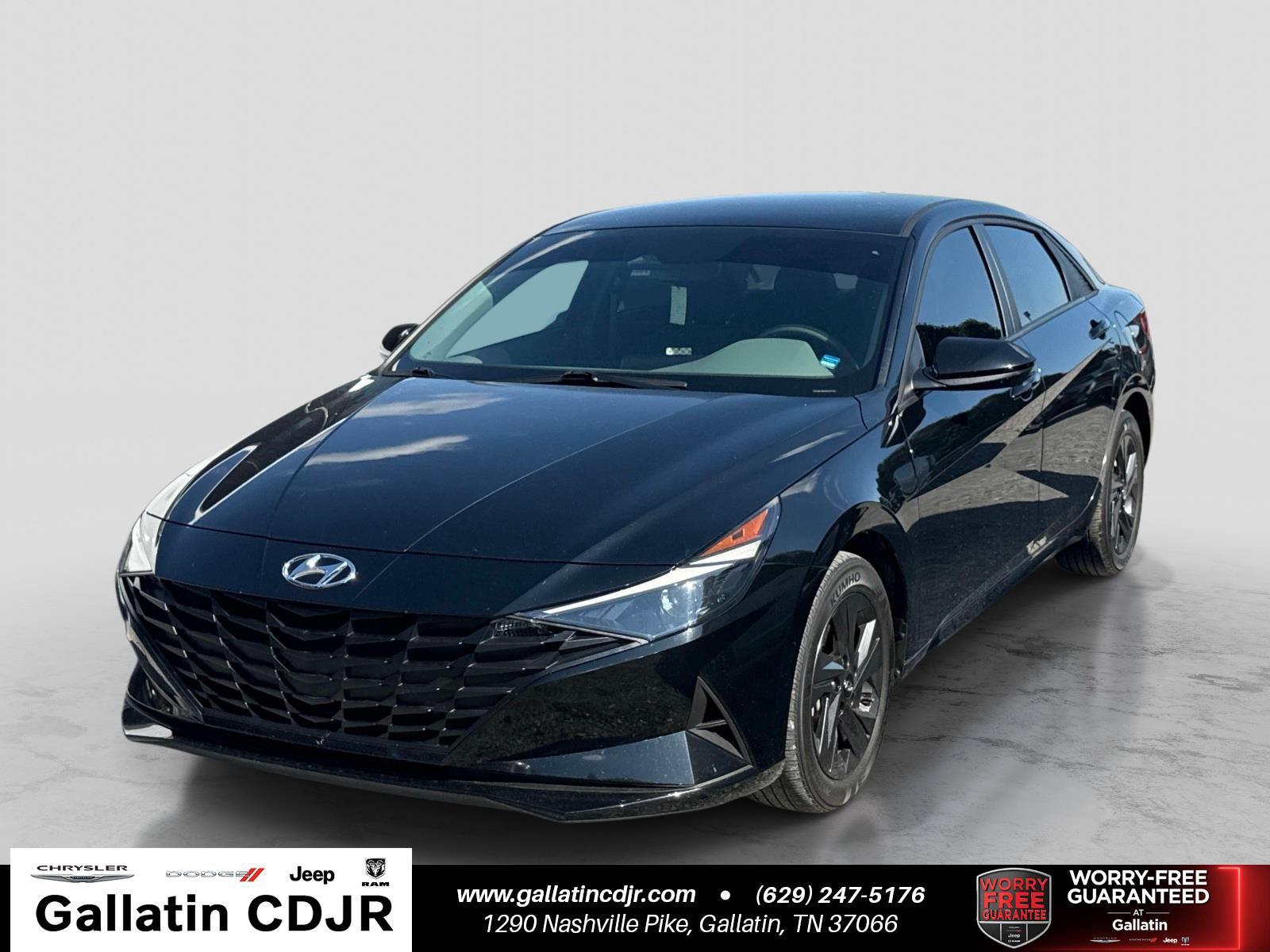 Onyx Black 2023 Hyundai Elantra Sedan Front-Wheel Drive Continuously Variable Transmission