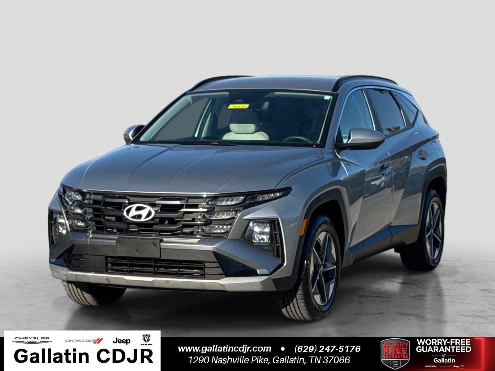 Shimmering Silver 2025 Hyundai Tucson SUV / Crossover All-Wheel Drive Automatic