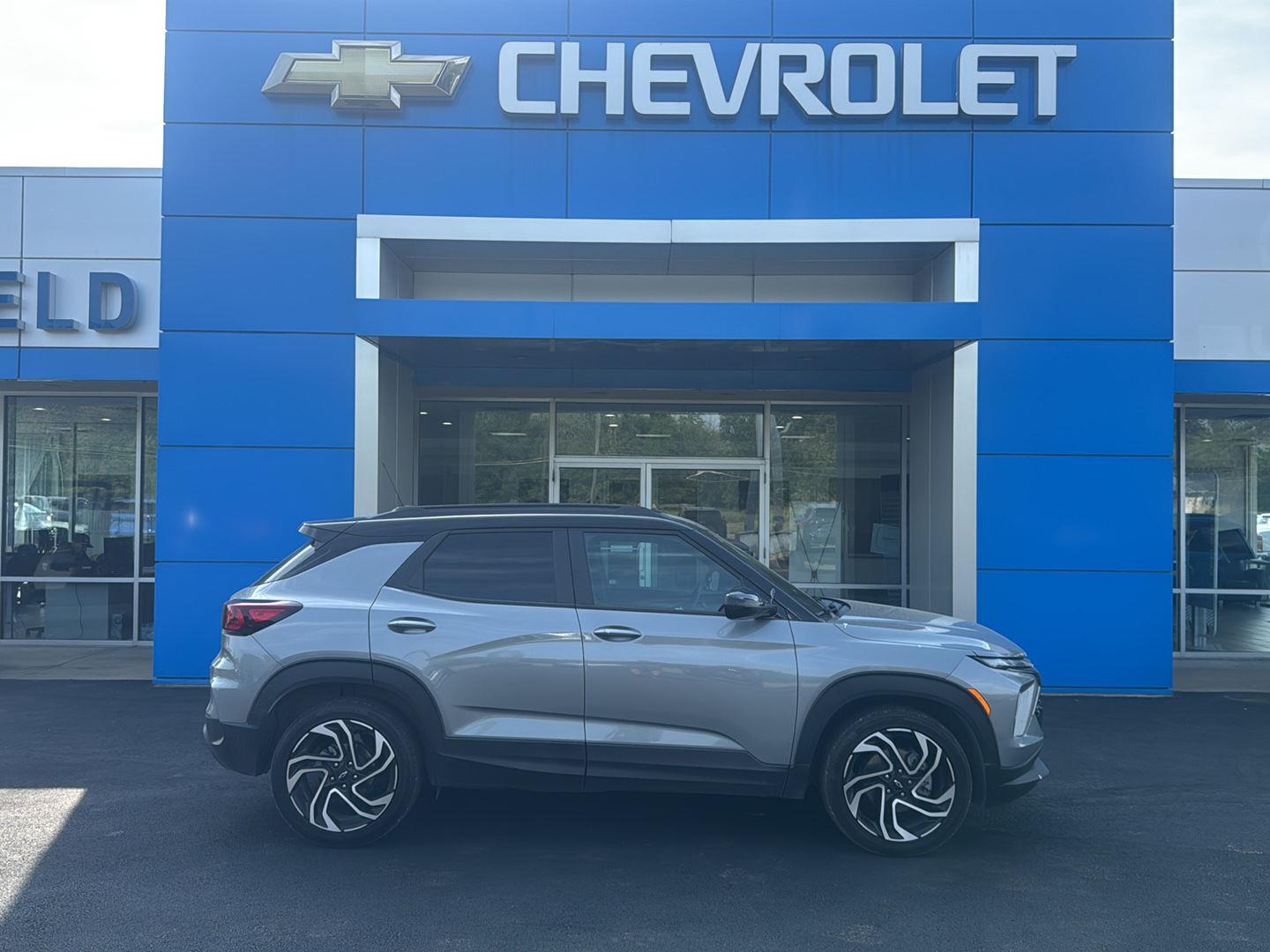 Sterling Gray Metallic 2025 Chevrolet Trailblazer SUV / Crossover Front-Wheel Drive Continuously Variable Transmission