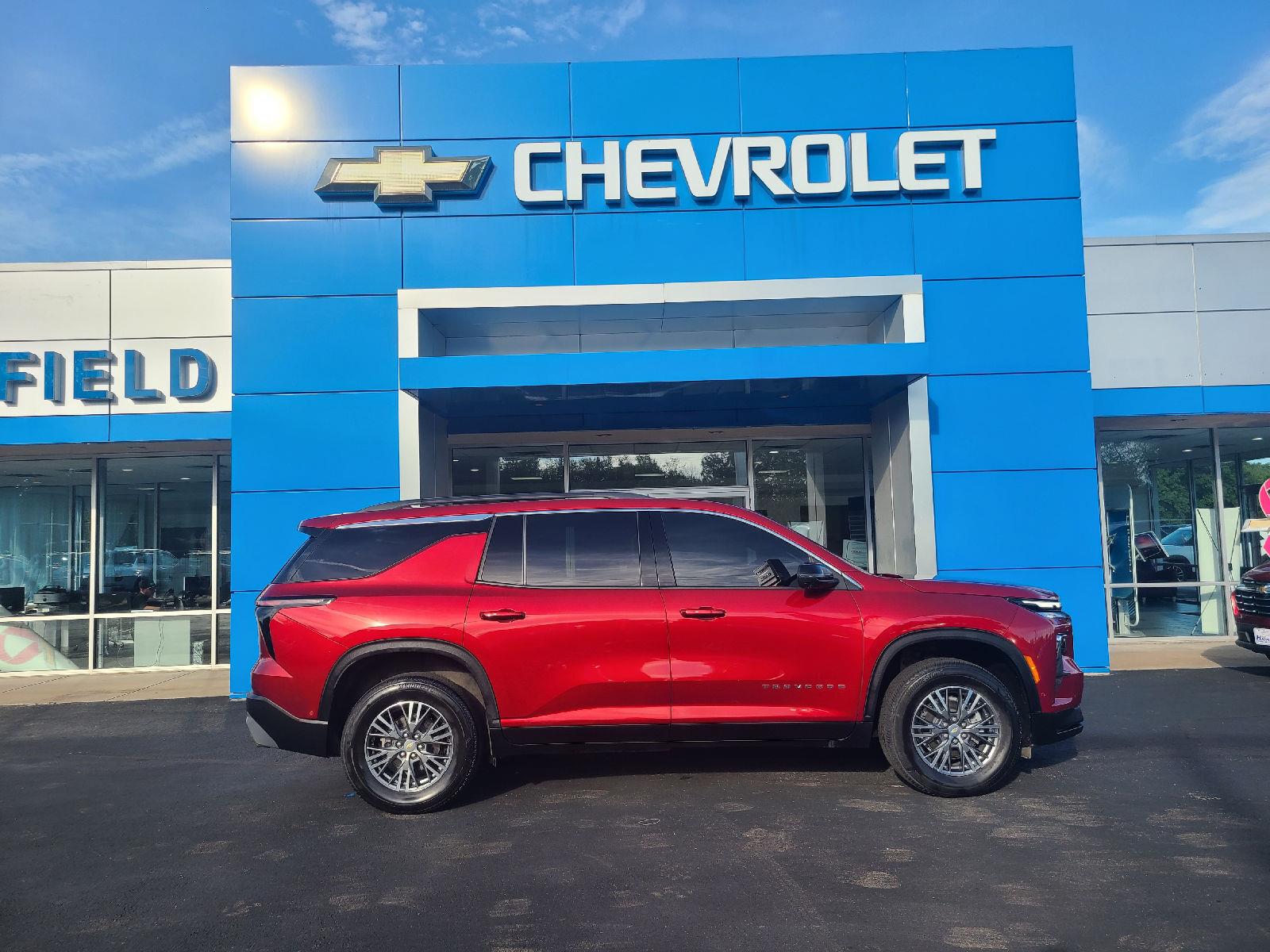 Radiant Red Tintcoat 2024 Chevrolet Traverse SUV / Crossover Front-Wheel Drive 8-Speed Automatic