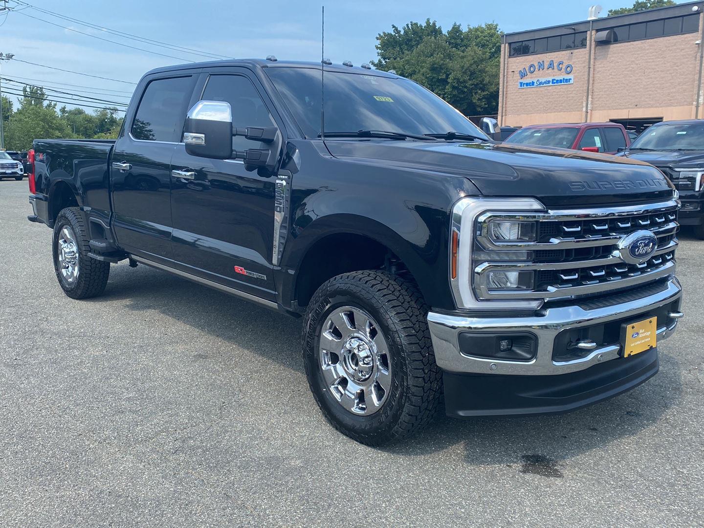 Agate Black 2024 Ford F-350 Super Duty Pickup Truck Four-Wheel Drive Automatic