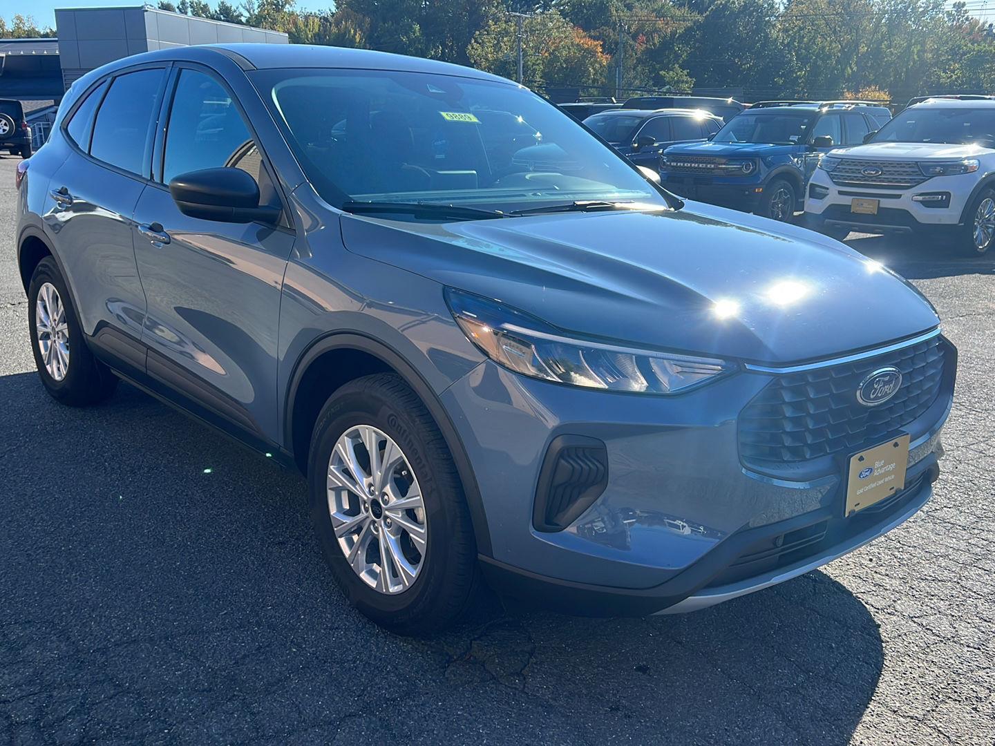 Vapor Blue 2025 Ford Escape SUV / Crossover All-Wheel Drive 8-Speed Automatic