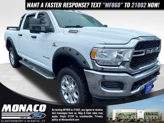 2022 RAM 3500 Tradesman Crew Cab 4WD