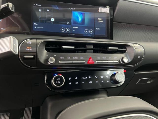 New 2026 Ecotronic Gray Pearl Hyundai Calligraphy AWD image 128