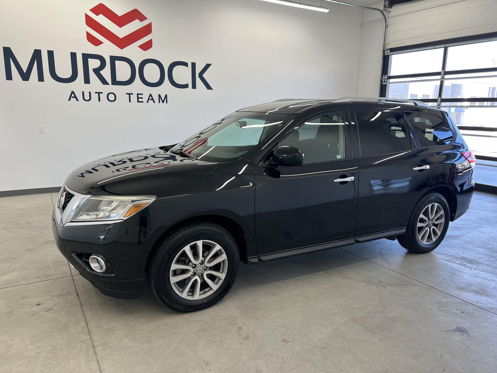 2016 Nissan Pathfinder SV