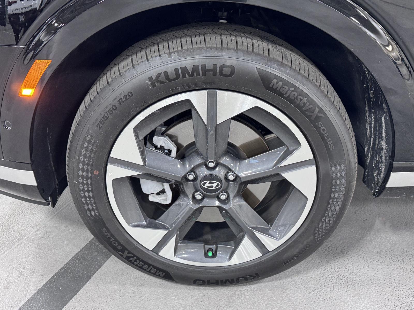 New 2026 Abyss Black Pearl Hyundai Limited image 16
