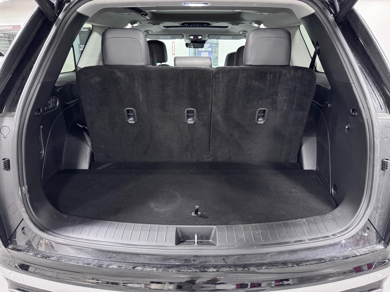 New 2026 Abyss Black Pearl Hyundai Limited image 25